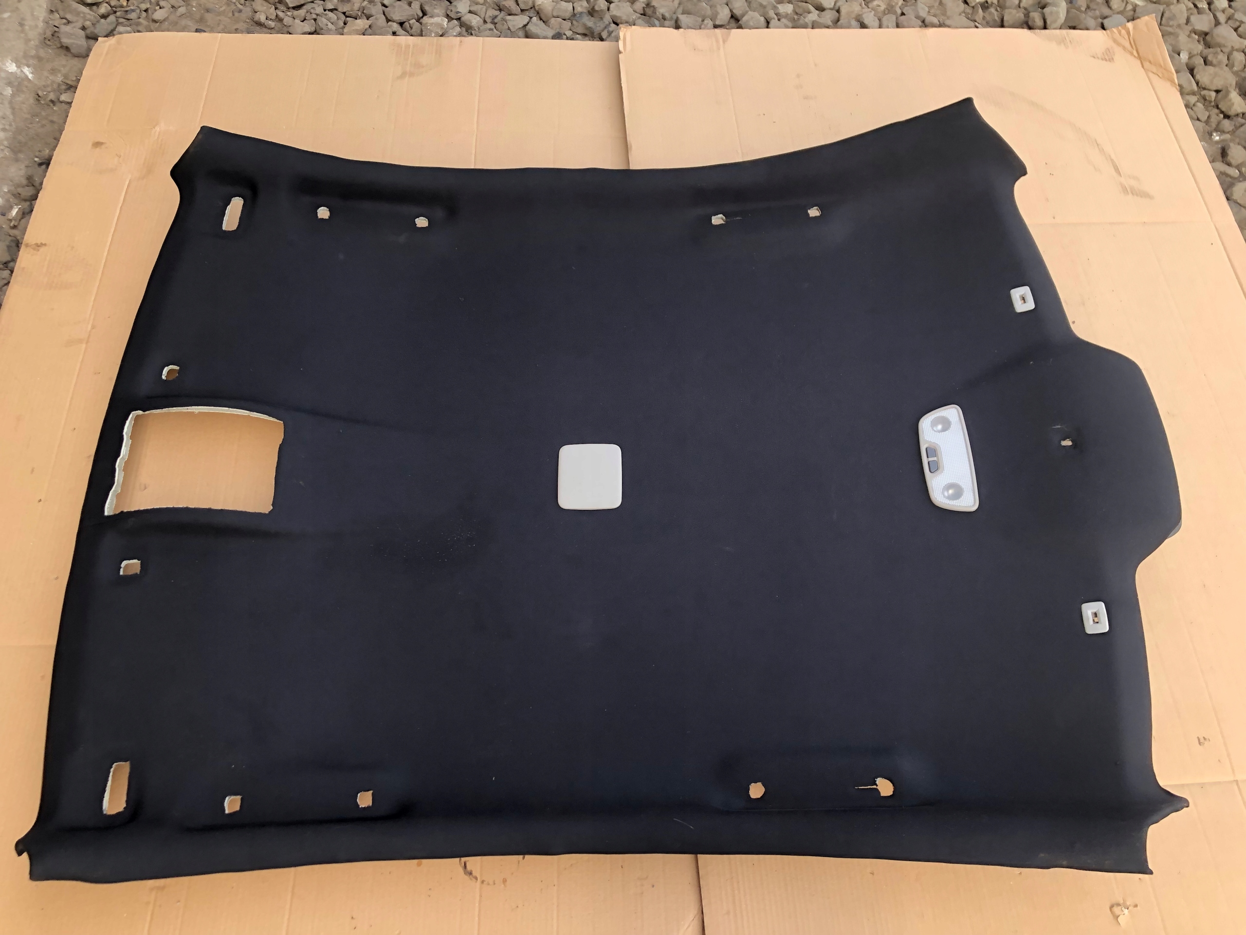 PODSUFITKA VOLVO S40 2004-2012 SEDAN CZARNA ORYGINALNA PODBITKA