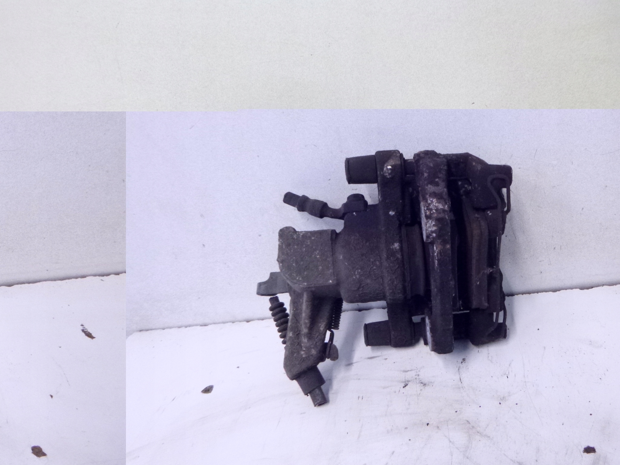 caliper brake rear part Opel Signum 2.2 2003