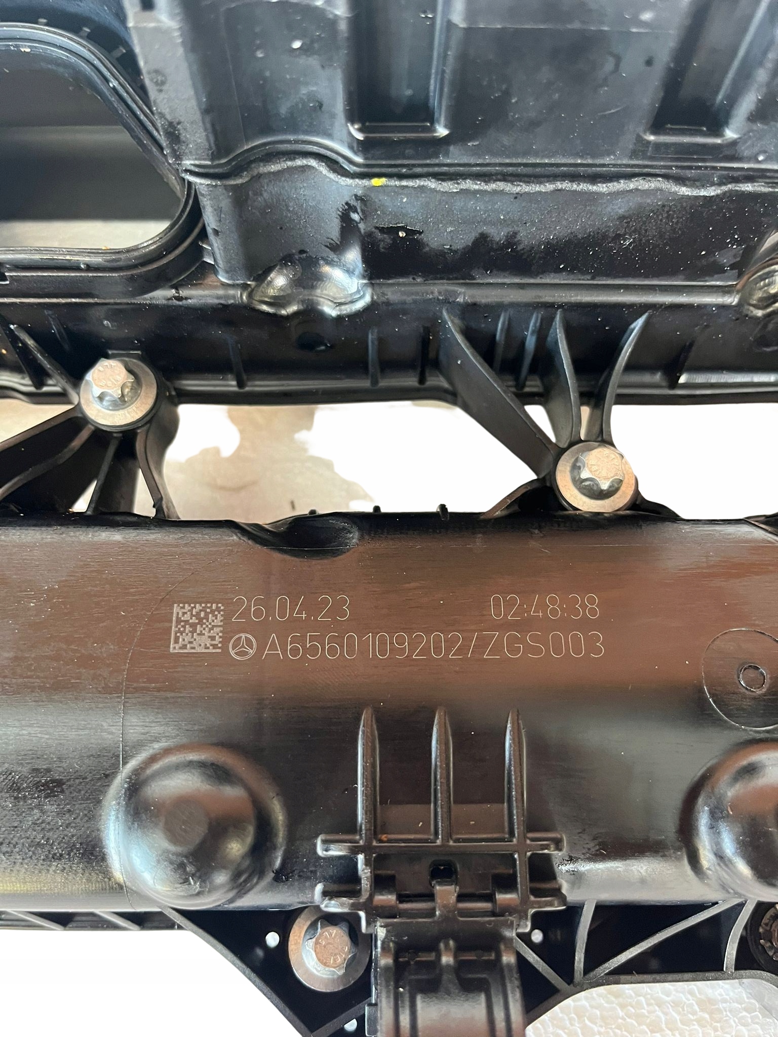 Pokrywa zaworów Mercedes A6560109202 Producent części Mercedes-Benz OE