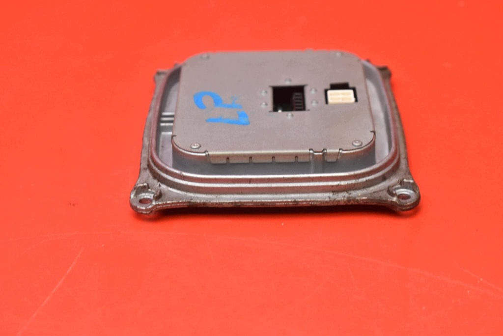 control unit module LED left front 1307329218 AUDI A4 B8 07-11