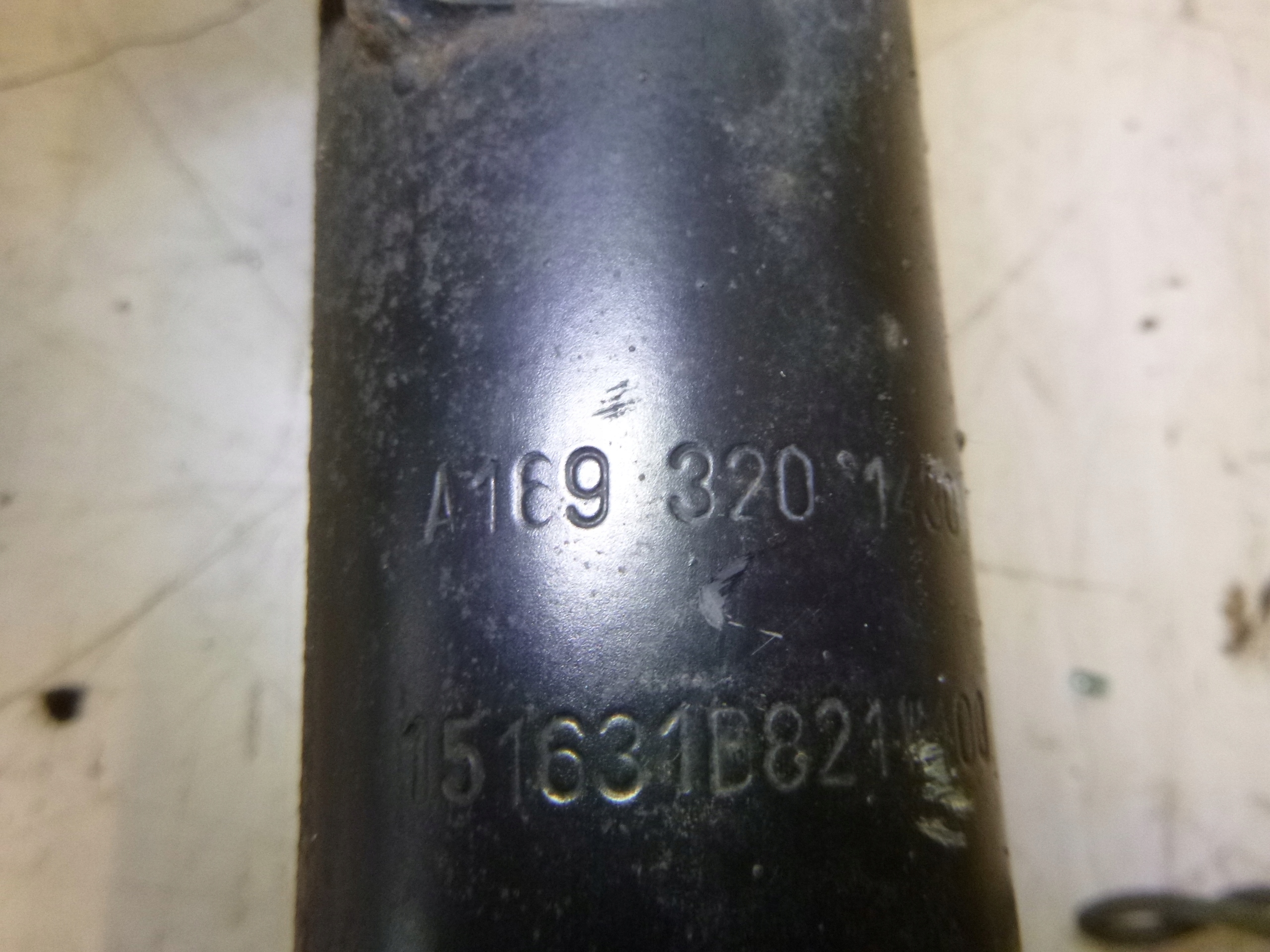 shock absorber front right Mercedes W169 1.5 A KLASA 04-12 1693201430