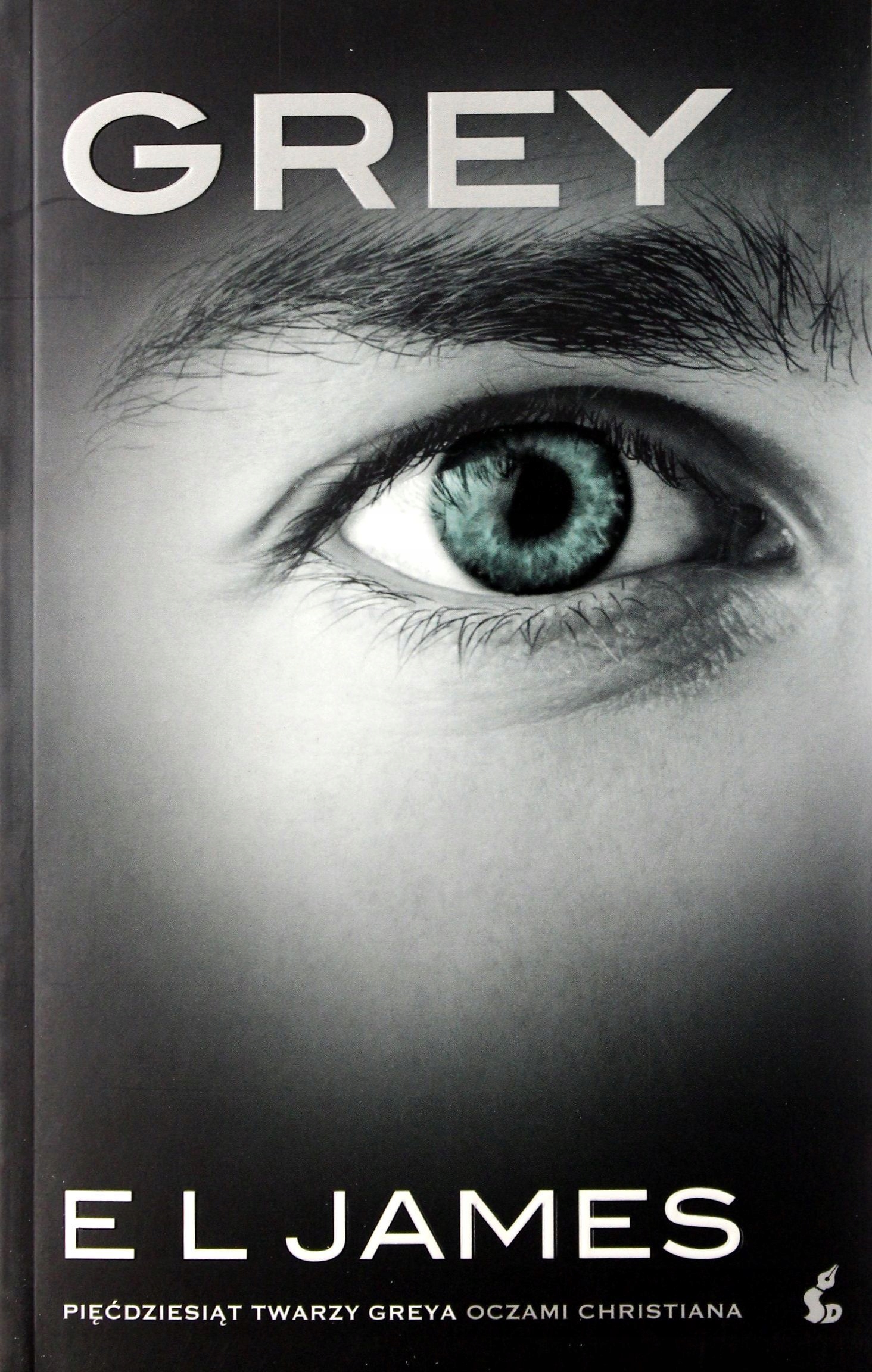 Книга серый отзывы. 50 Оттенков книга глазами Кристиана. Саша грей с книгой.