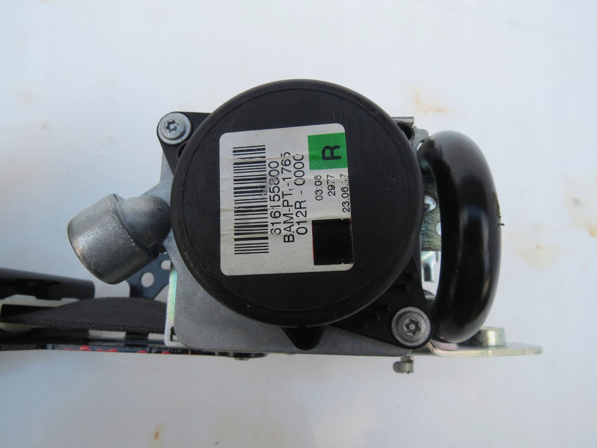 tension belt safety right front VOLVO V60 39818843