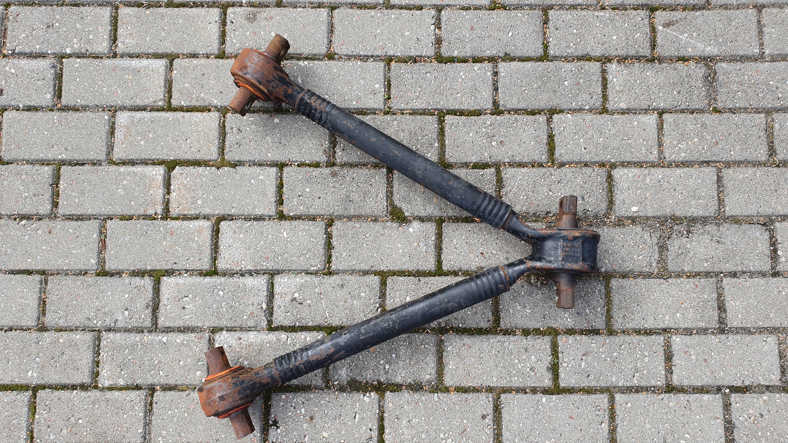 Sierżant Tylnego Mostu Drążek Most Rama Scania R za 352.00PLN z