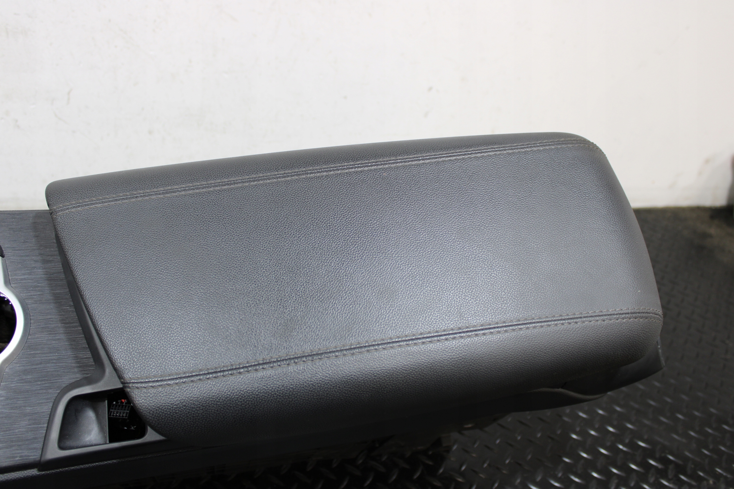 TUNEL central armrest ALFA ROMEO STELVIO