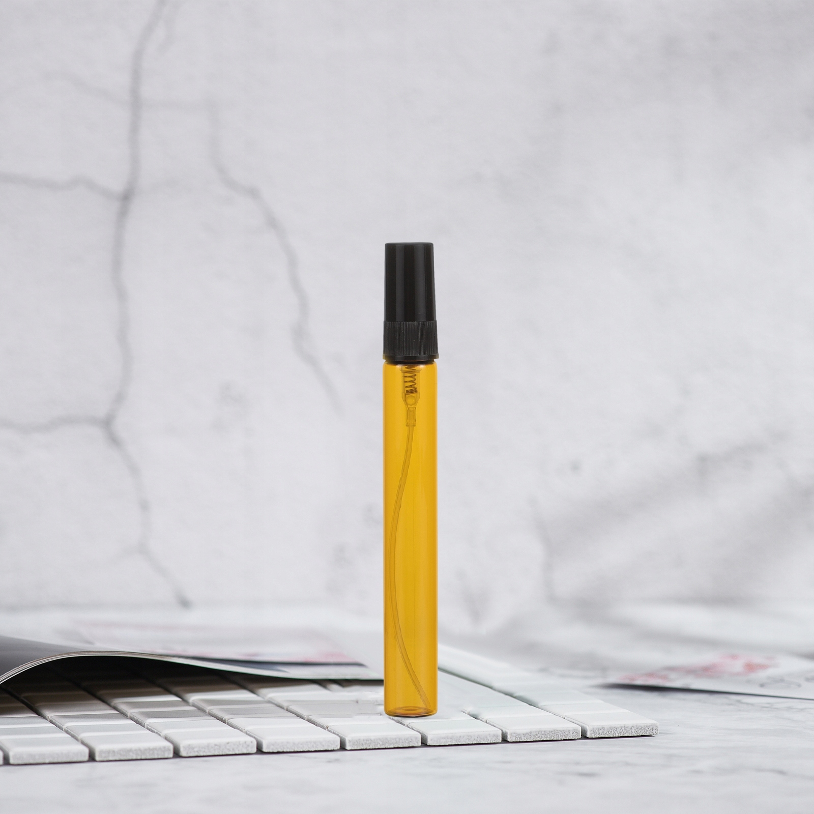 PRZENOŚNY POJEMNIK NA PERFUMY POMPKA W SPRAYU Rodzaj inny