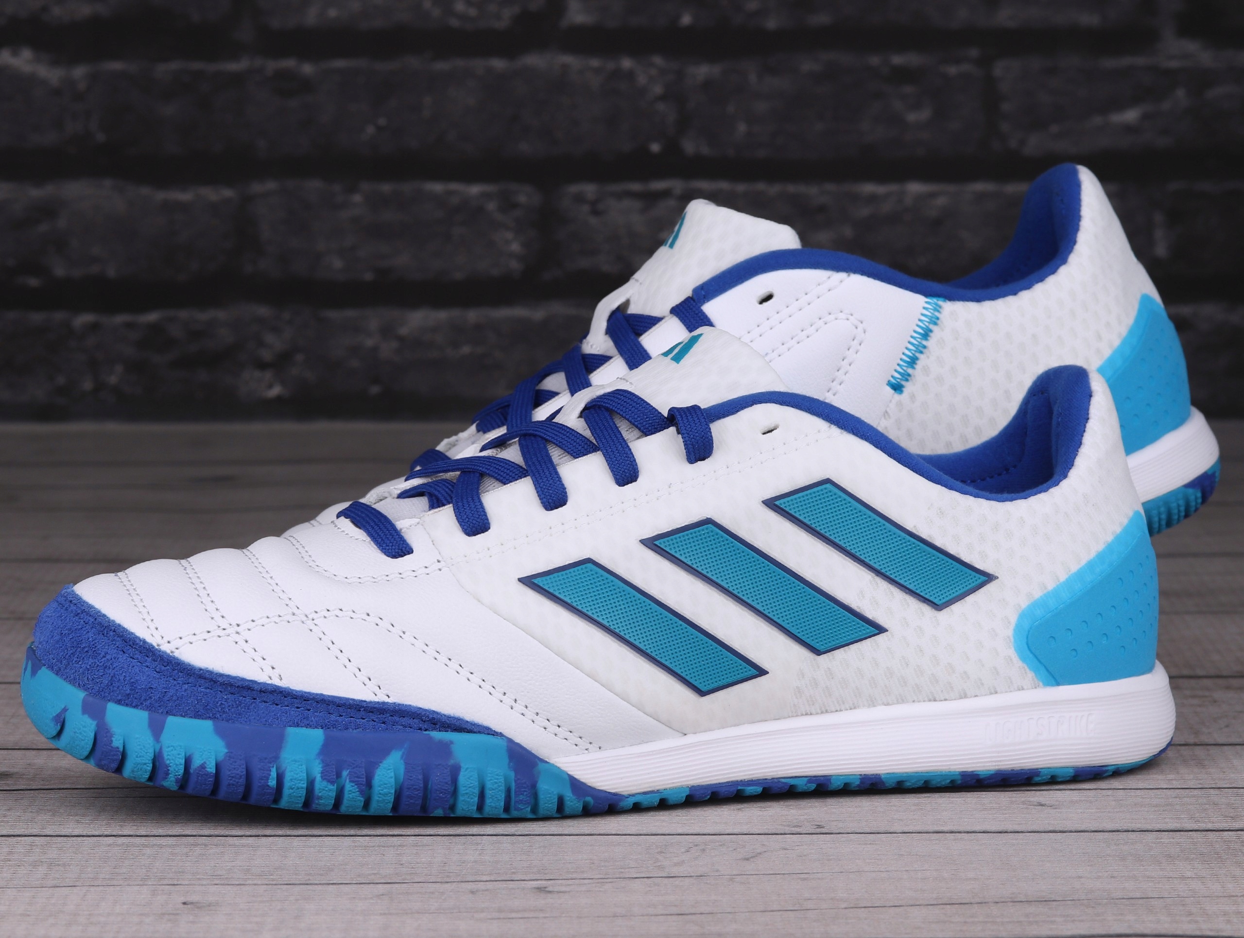 Buty halowe Adidas TOP SALA COMPETITION HALÓWKI Kod producenta EOFZ6124