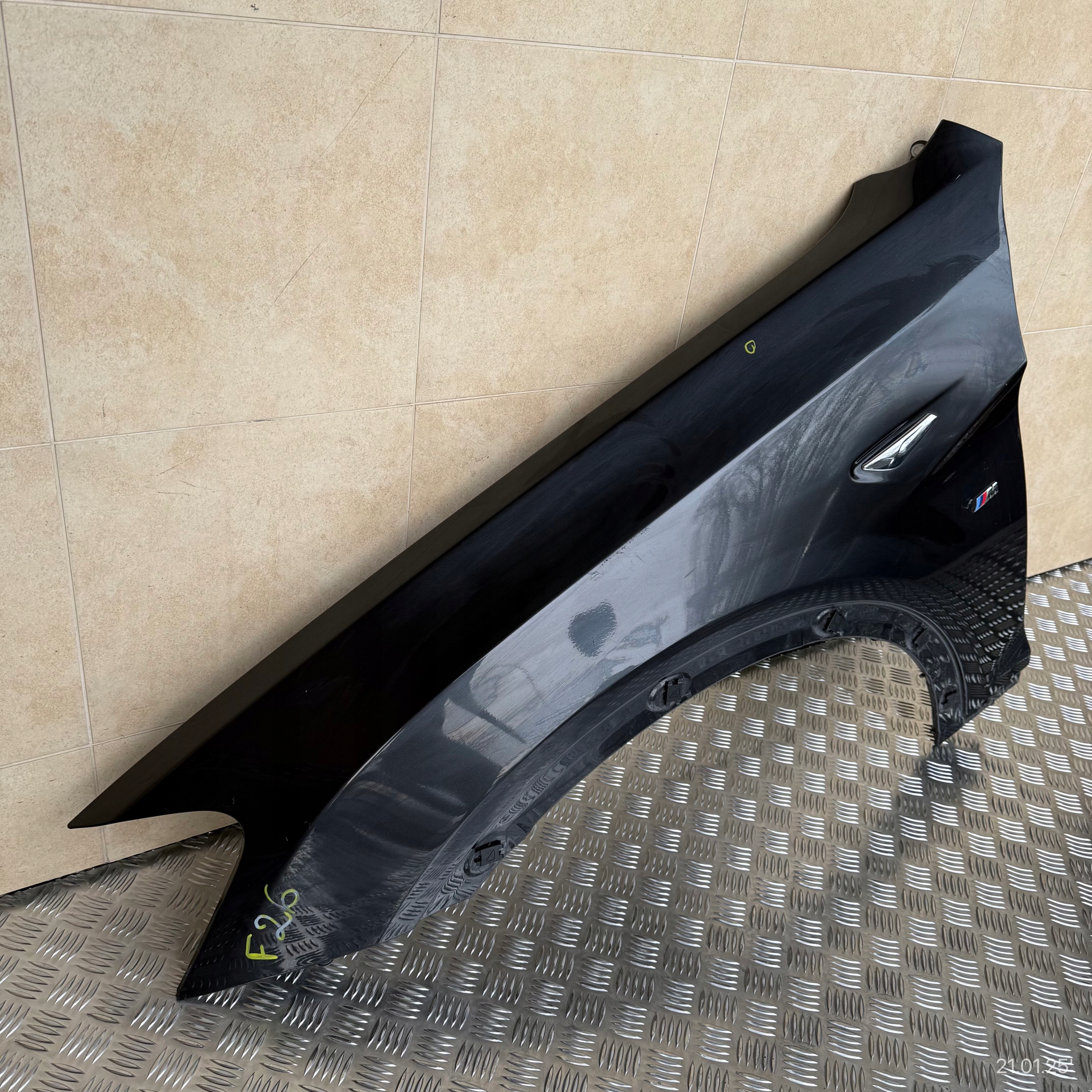 fender front left BMW X4 F26 m-packet 2016 ROK