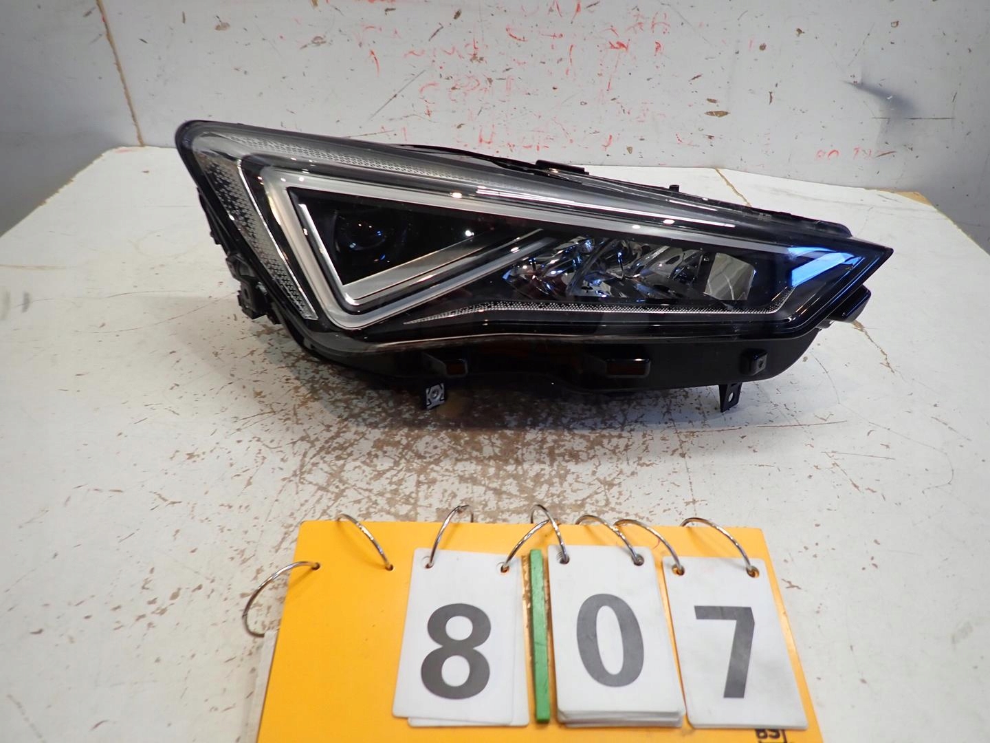 light front right SEAT TARRACO LEON IV FORMENTOR 2020- FULL LED