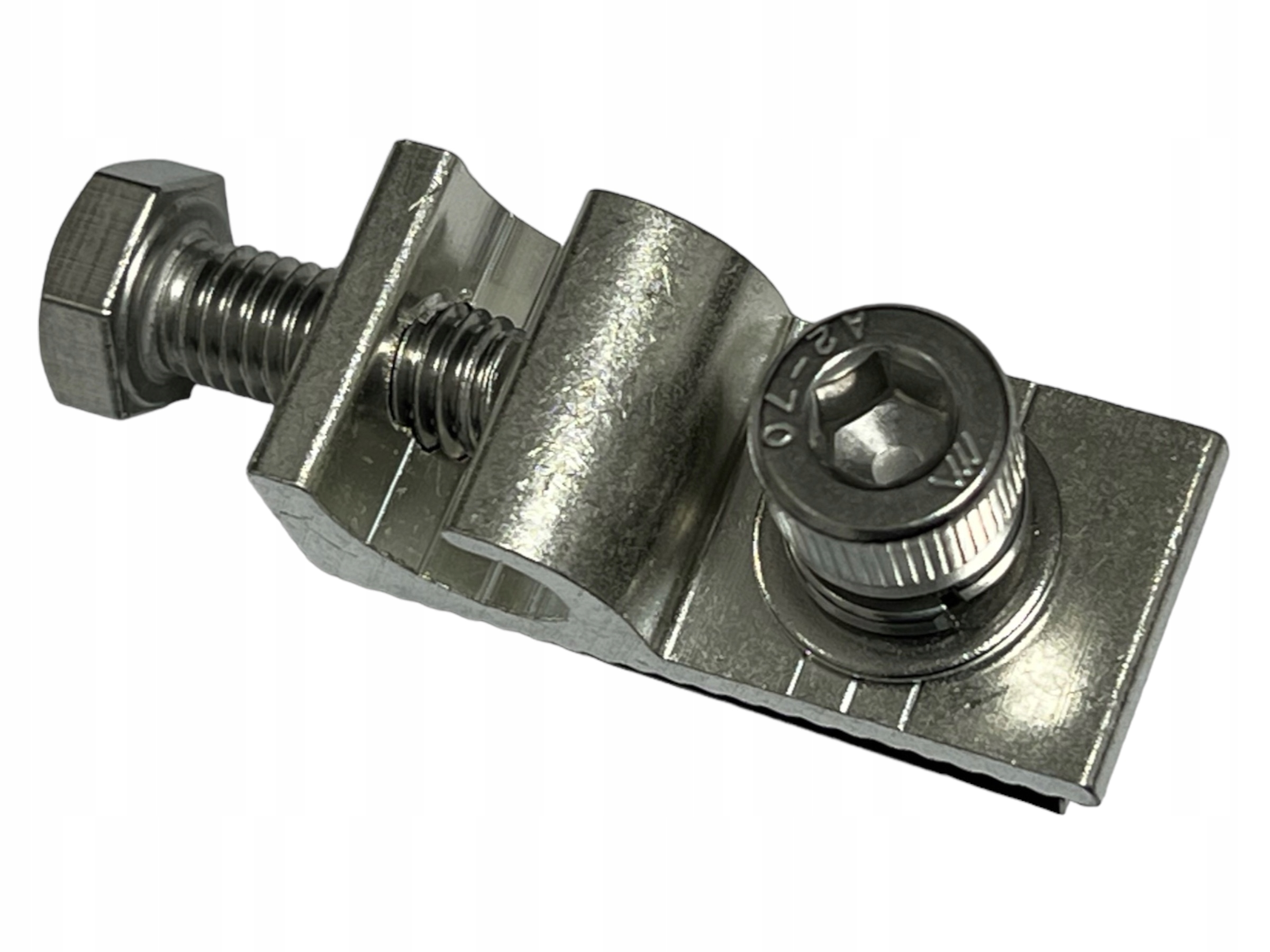 UCHWYT DO UZIEMIENIA PROFILU FOTOWOLTAICZNEGO, ZACISK UZIEMIAJĄCY 1SZT