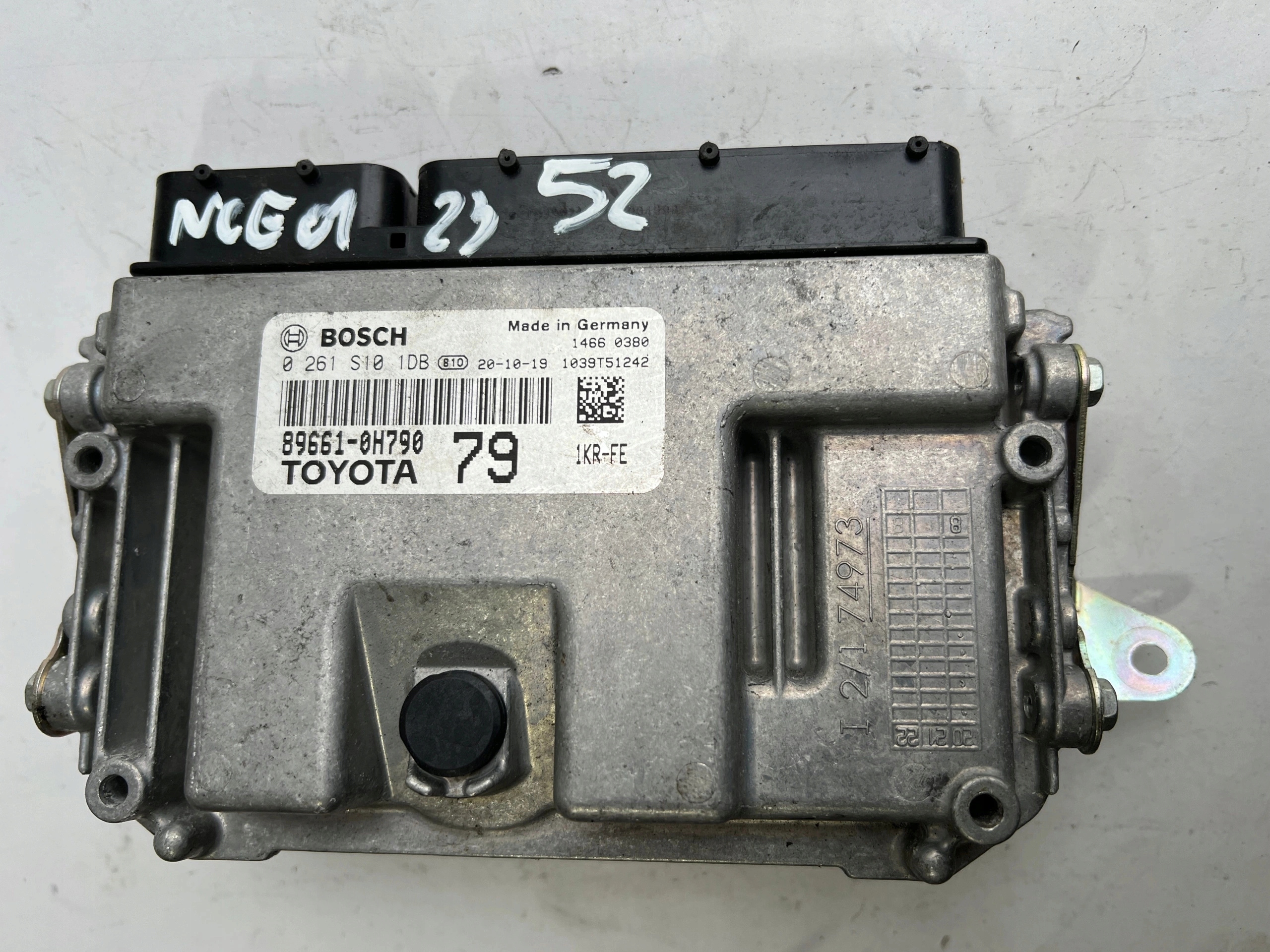 TOYOTA AYGO 108 89661-0H790 0261S101DB computer ECU Originale