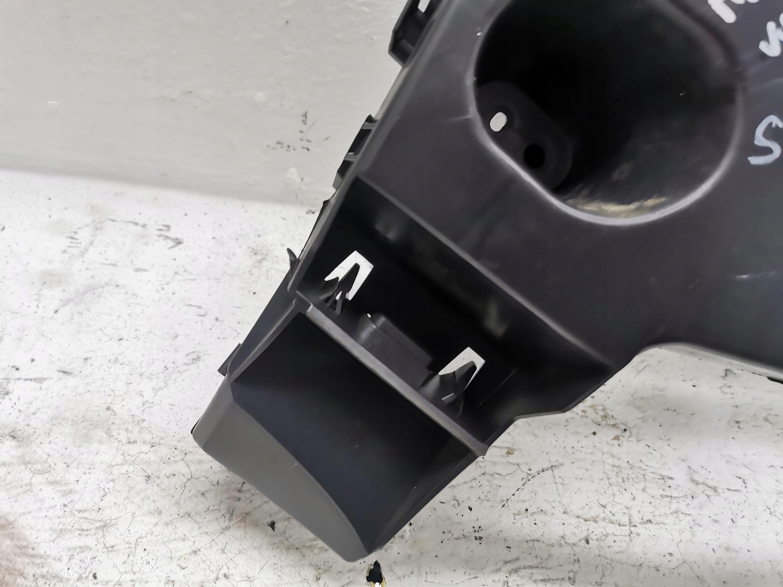 bumper bracket right rear part RENAULT MEGANE III 08-16