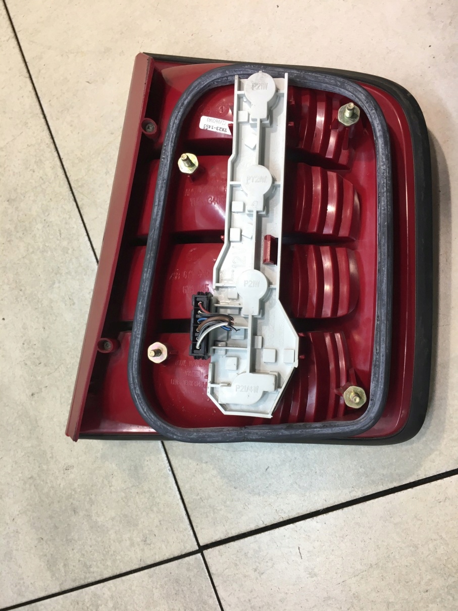light left rear part SKODA FABIA and KOMBI 6Y9945111B