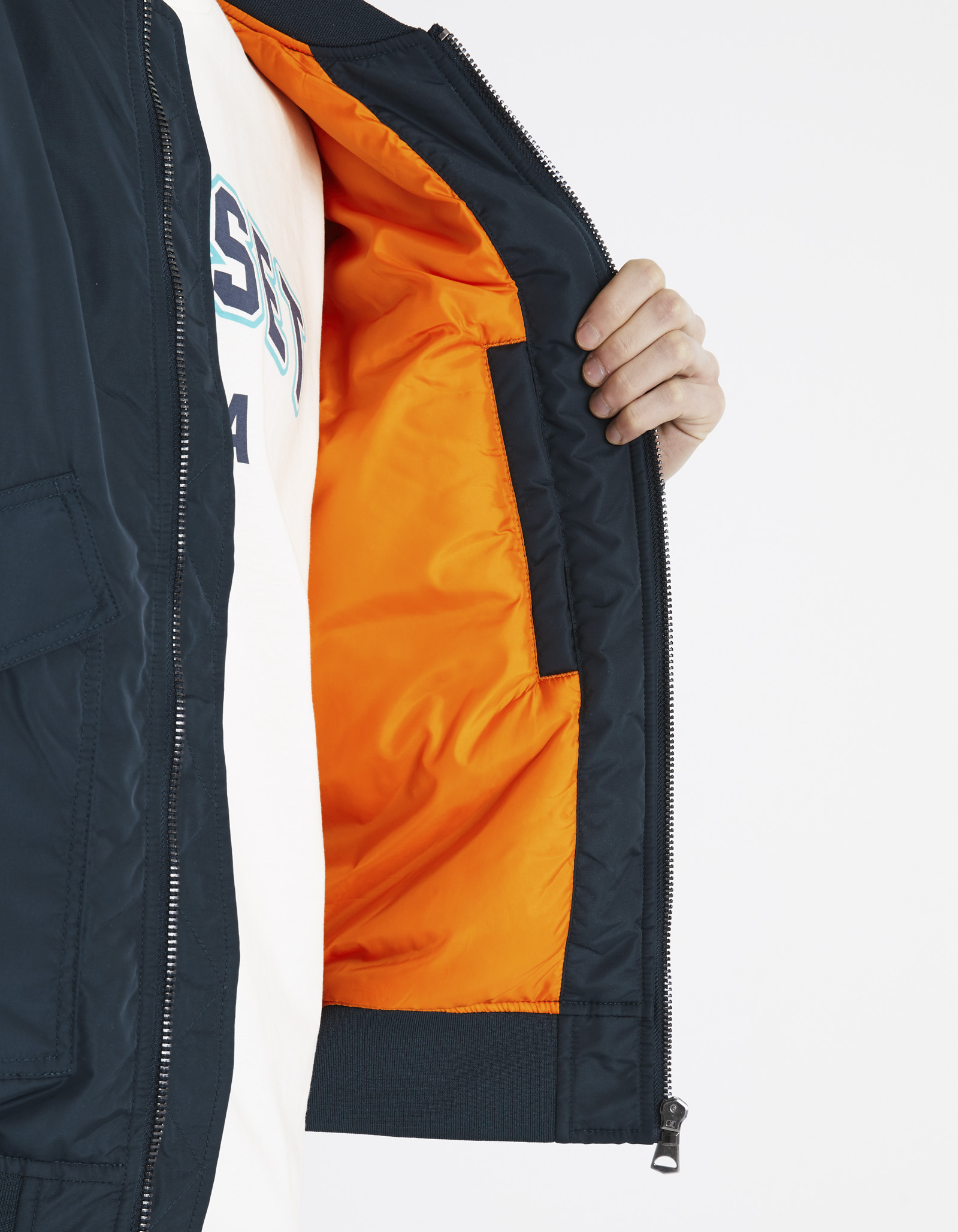 Celio Bunda bomber Dujames