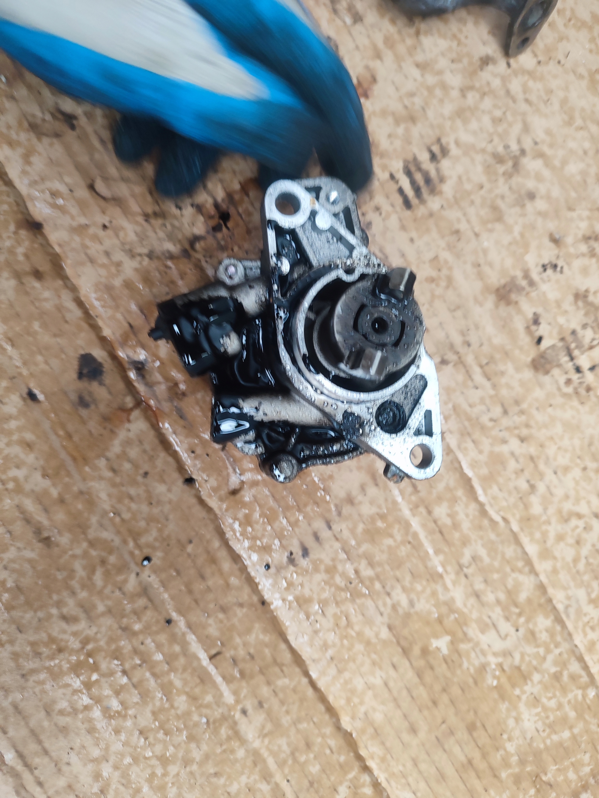 Pompe VACUM à vide OPEL COMBO D 1.3 90KM 55268636
