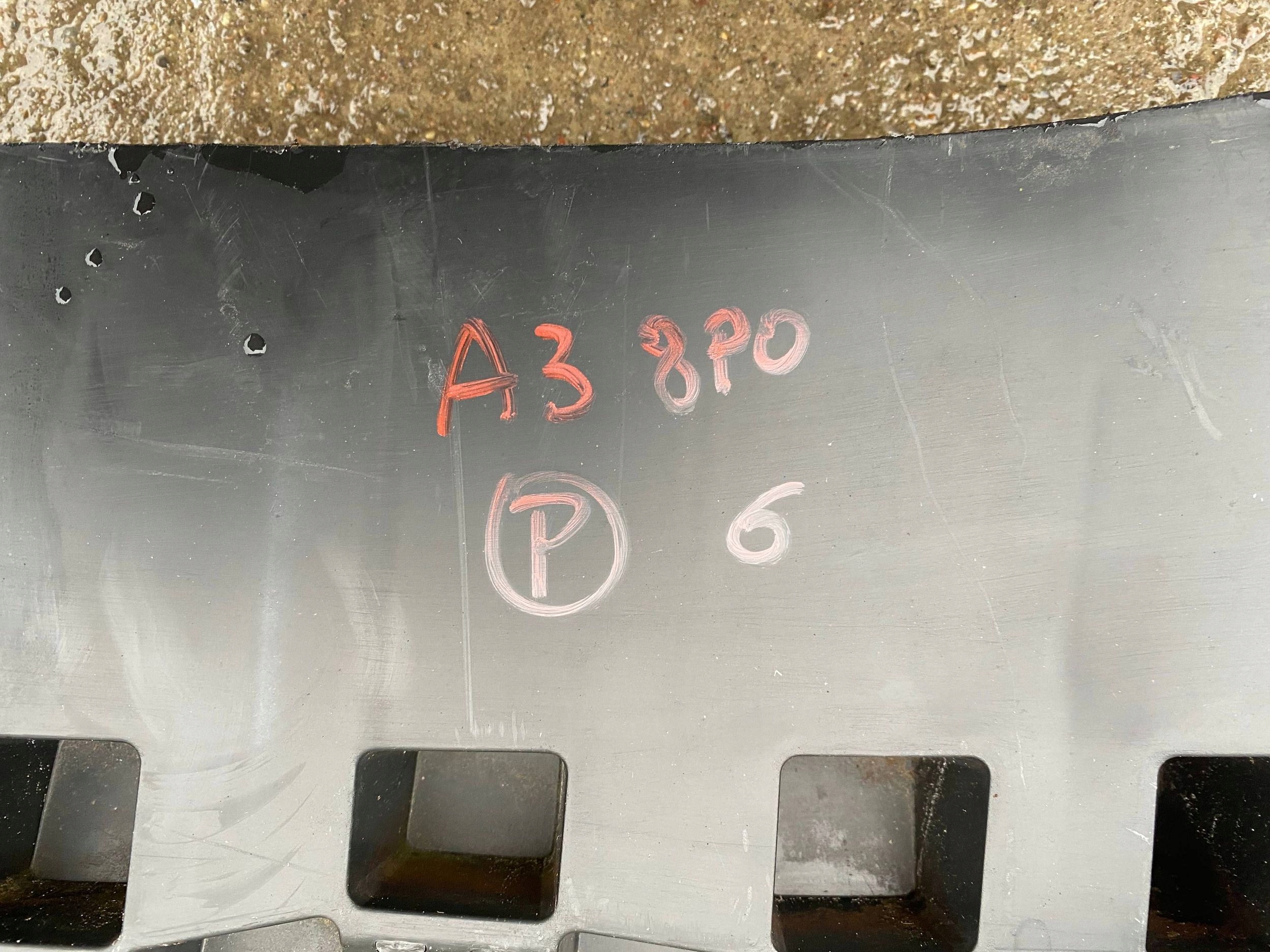AUDI A3 8P S-LINE Blende Abdeckung abdeckung untere der Stoßstange vorne 8P0807233