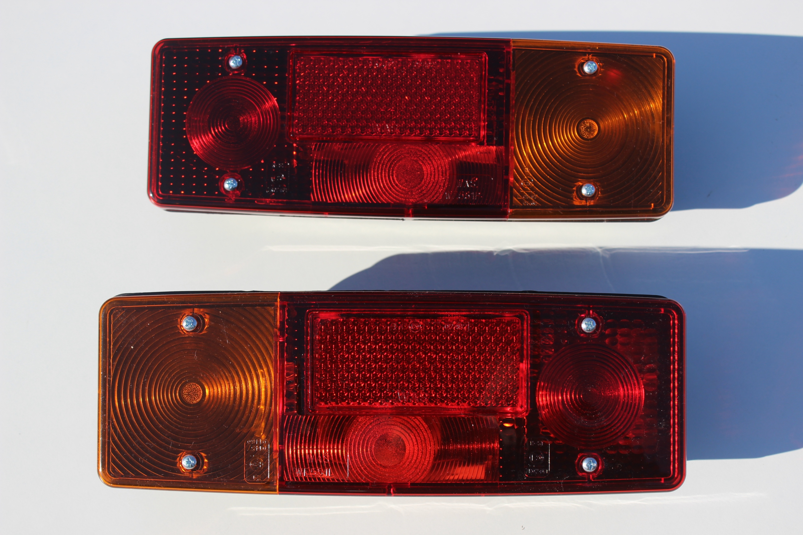 LAMPA TYŁ PR LE TYLNA PRZYCZEPA URSUS C360 902 914