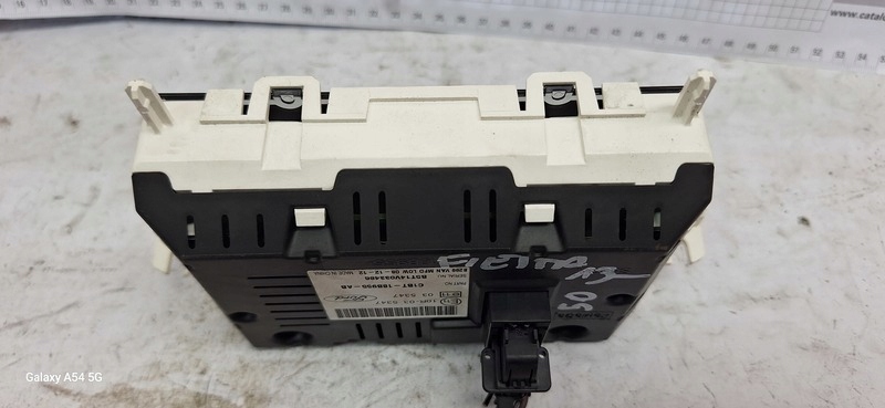 display FORD FIESTA 13- C1BT18B955AB