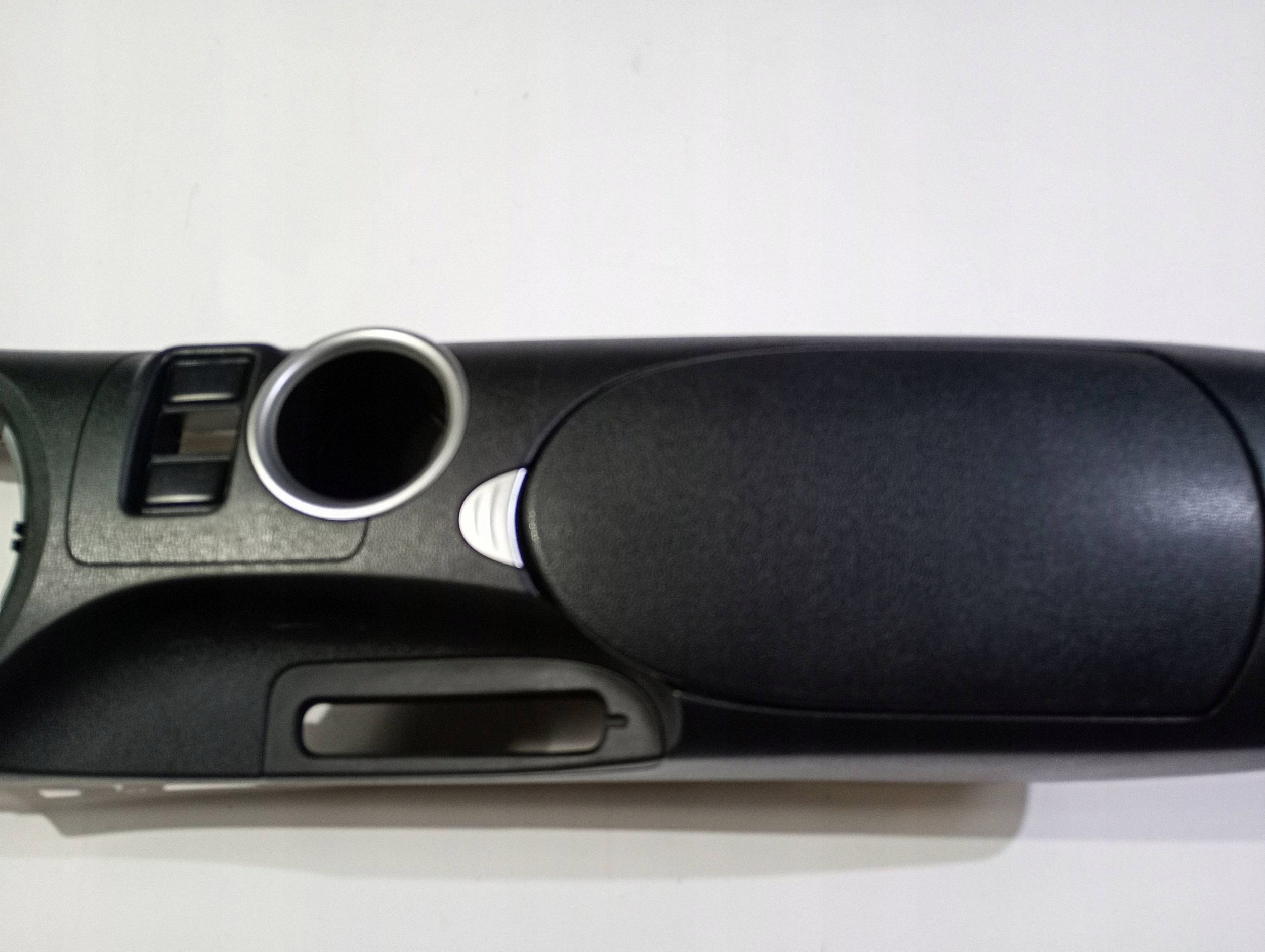 console tunel central armrest cupholder Nissan 370Z Cabrio 2009