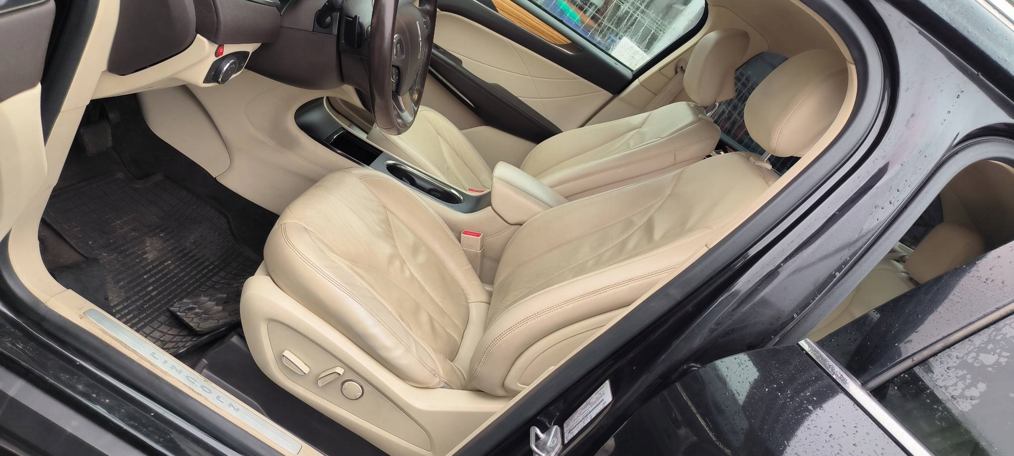 Sitze KOMPLET LINCOLN MKC