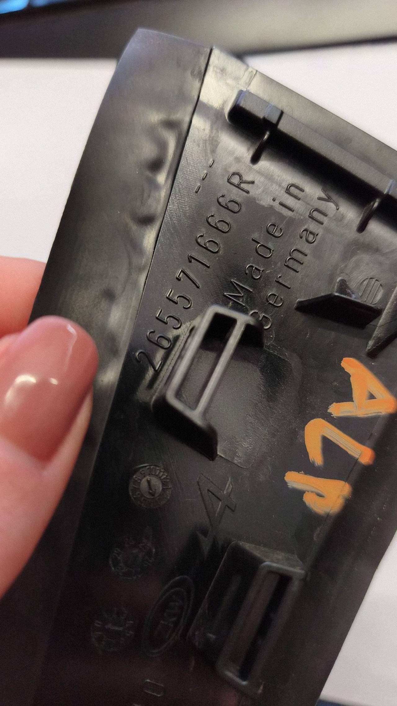 teil leuchte hinten abdeckung heck Alpine A390 265571666R