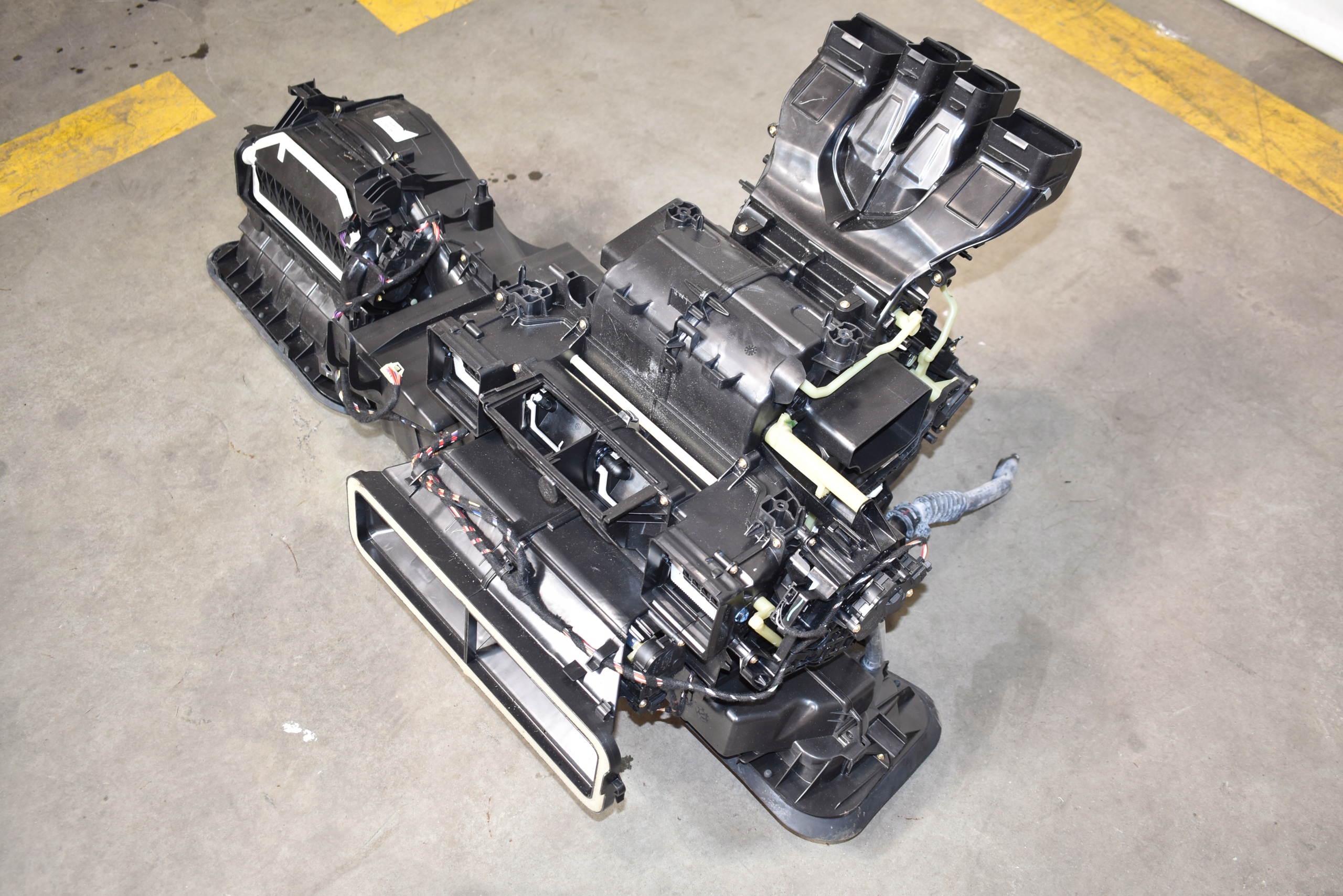 perfect condition heater MERCEDES W167 1