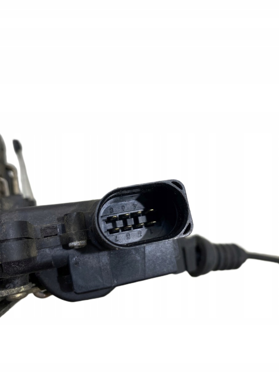 lock door right front SEAT TOLEDO II 8 PIN