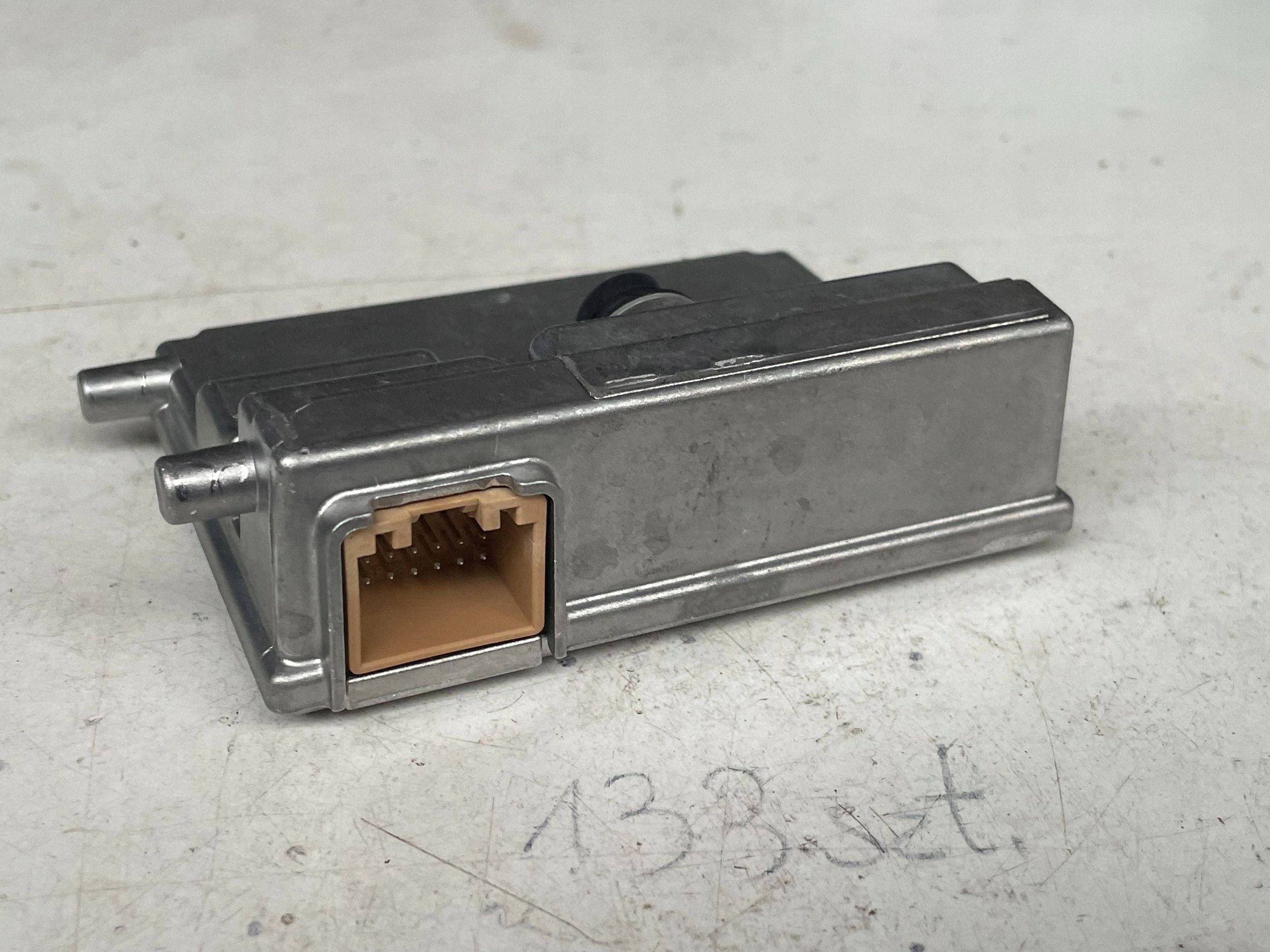 KAMERA PRZEDNIEJ windows (ADAS) AUDI A3 8Y 5WA980653D @M