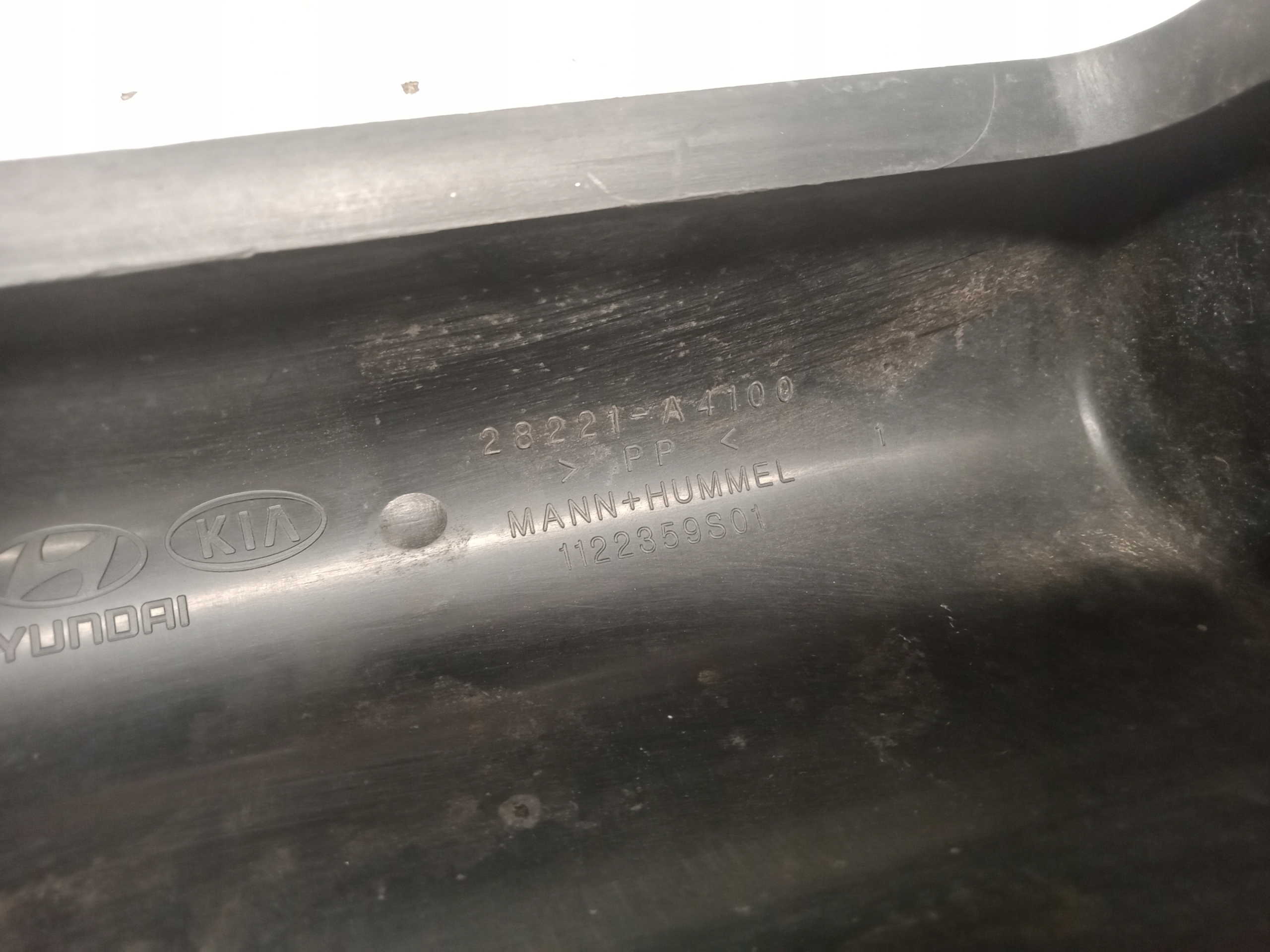 KIA CARENS kryt stěny předního předek Horn 28221-A4100 2013-17R