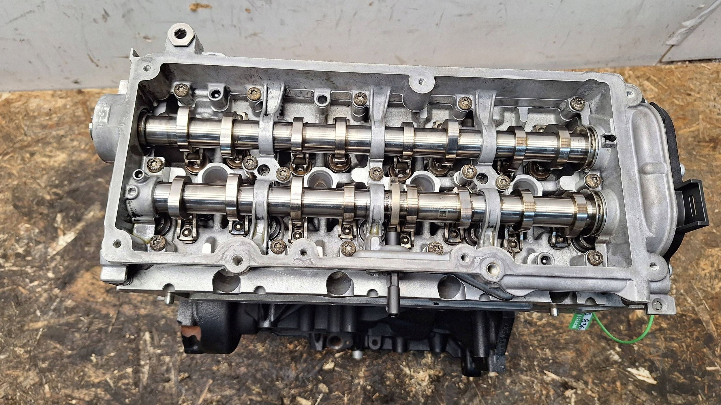 engine CXX VW GOLF VII A3 8V LEON III OCTAVIA III PASSAT B8 1.6 TDI pillar