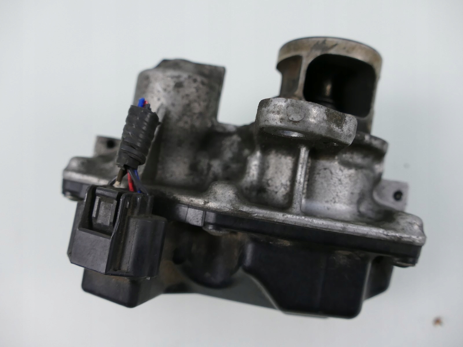 147101478R - NISSAN QASHQAI J10 LIFT 1.6 dCi клапан рециркуляції відпрацьованих газів