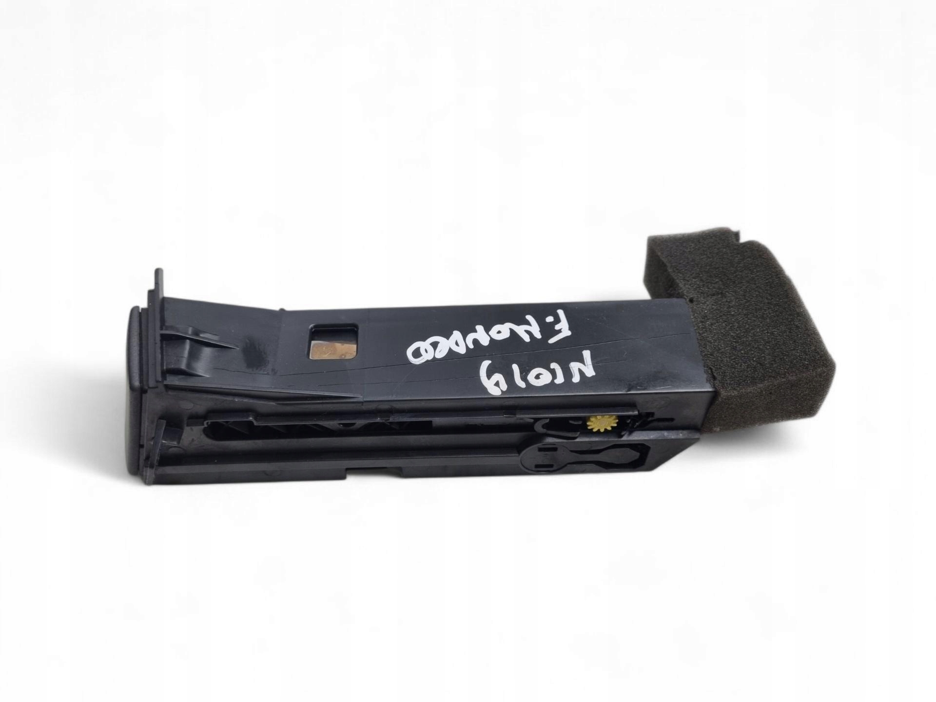bracket for kubek front Ford Mondeo 3 facelift 2006 4S7113564B