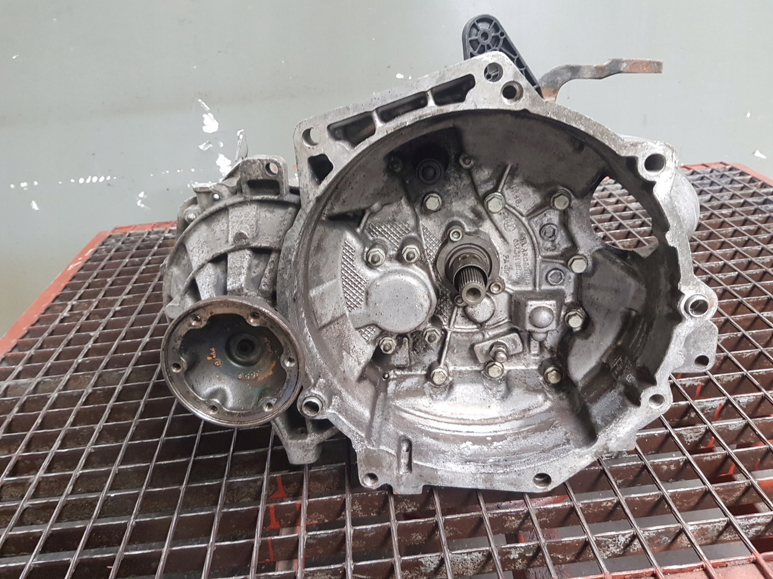 CAMBIO manuale VOLKSWAGEN TOURAN 1 JCR