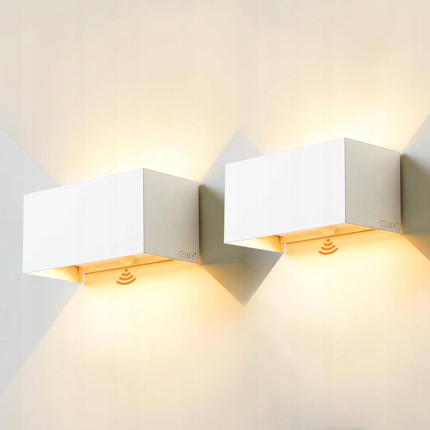Vonkajšia Led lampa Celavy 2 ks s snímačom pohybu IP65 nástenná, biela