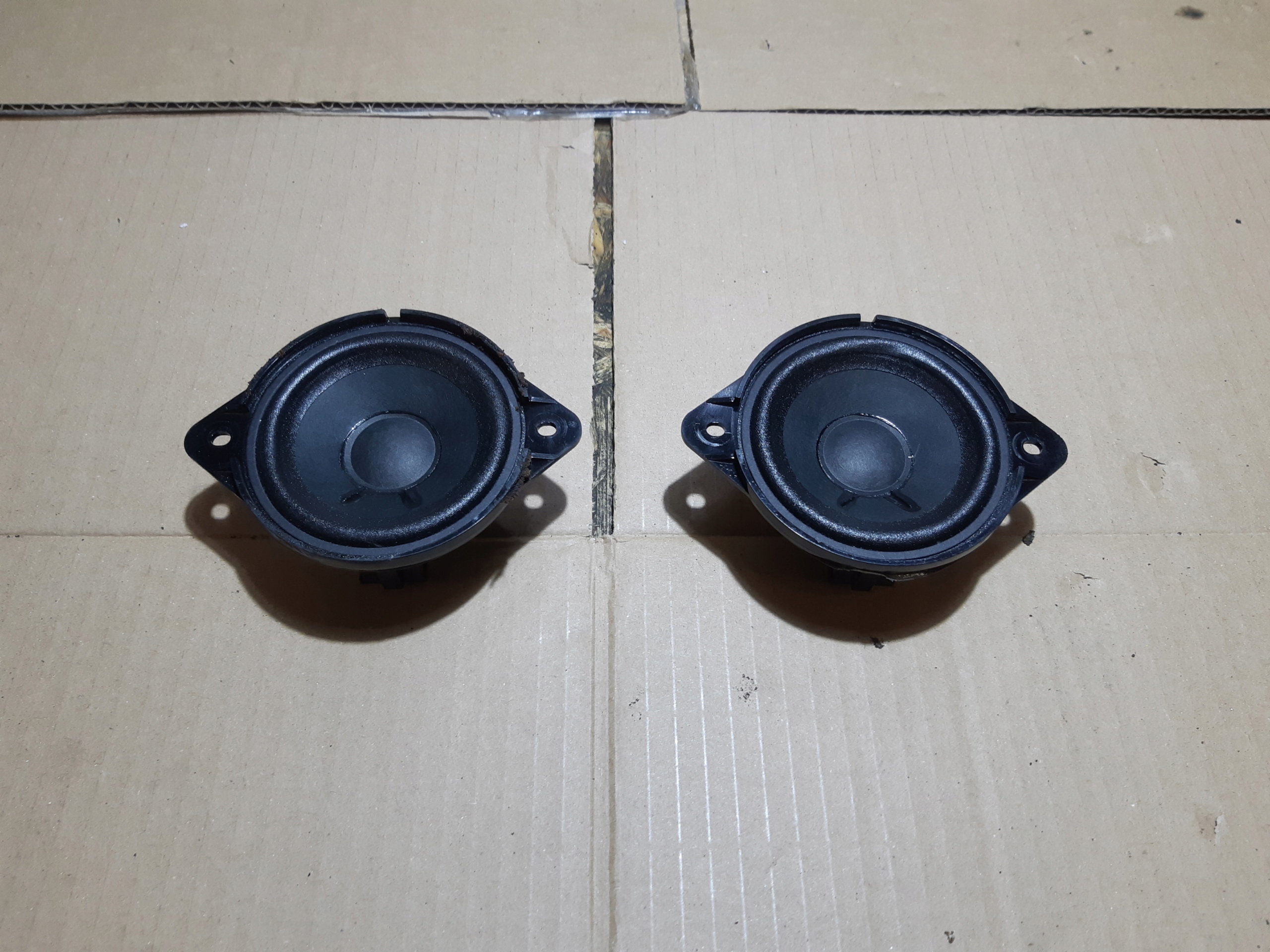 AUDI A7 4G speaker BOSE rear part right left 4G8035402