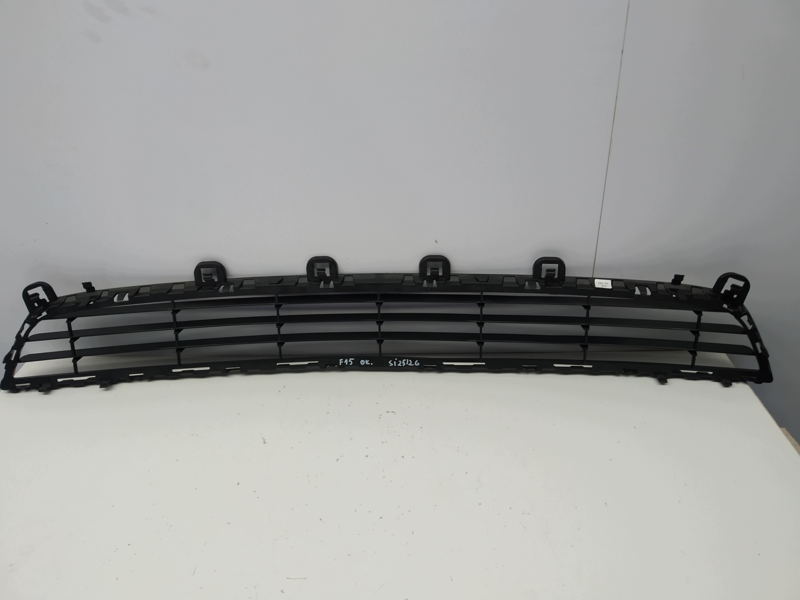 2013r + Bmw X5 F15 grid central w bumper front original 7294475