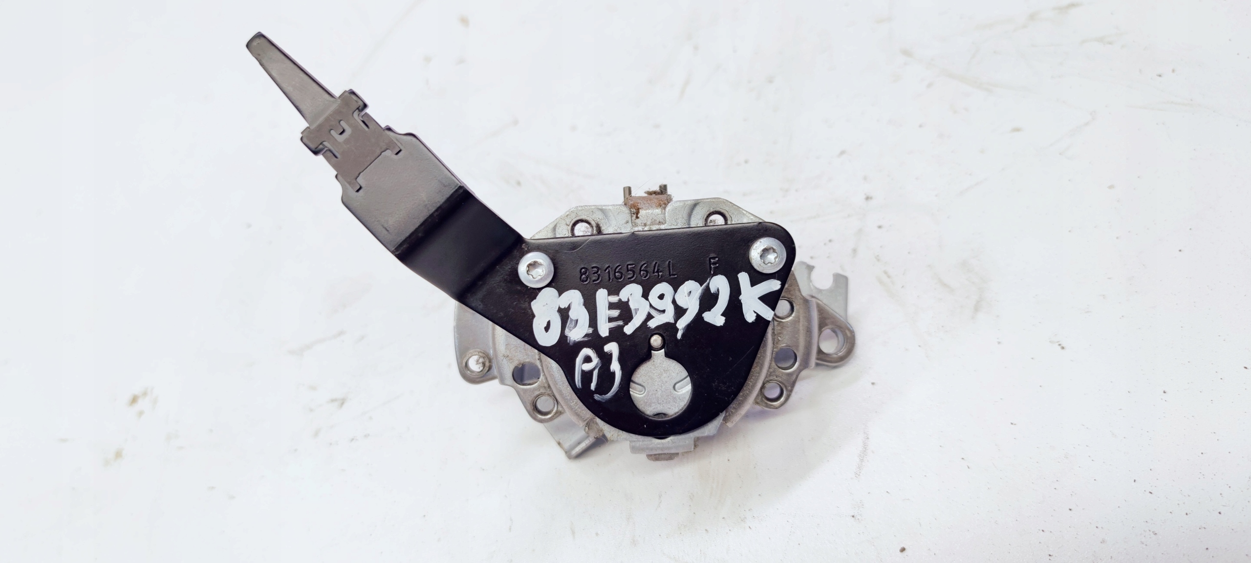 Механизм сиденья левый AUDI A3 8P 8313992K 8316564L