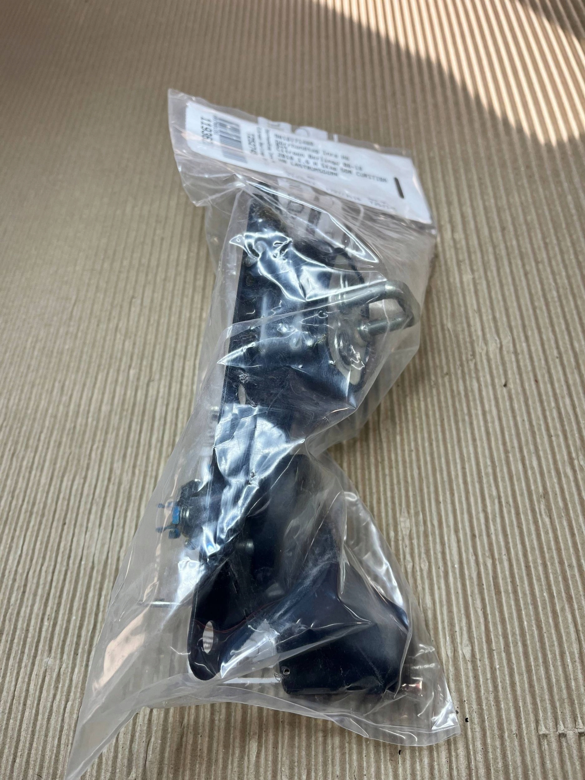 handle inner bonnet boot Citroen Berlingo 9818171480