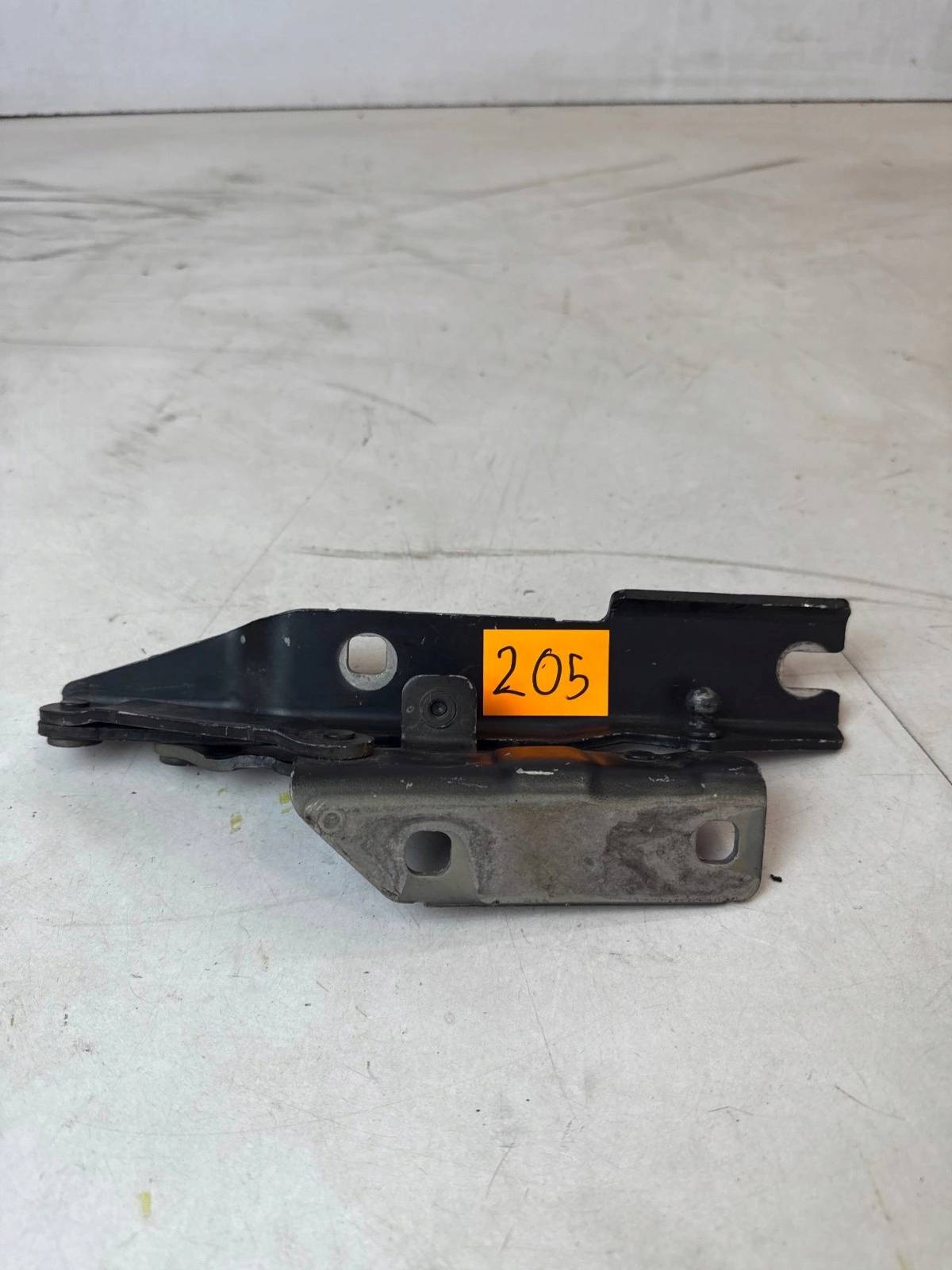 hinge bonnets front front left BMW 5 E60