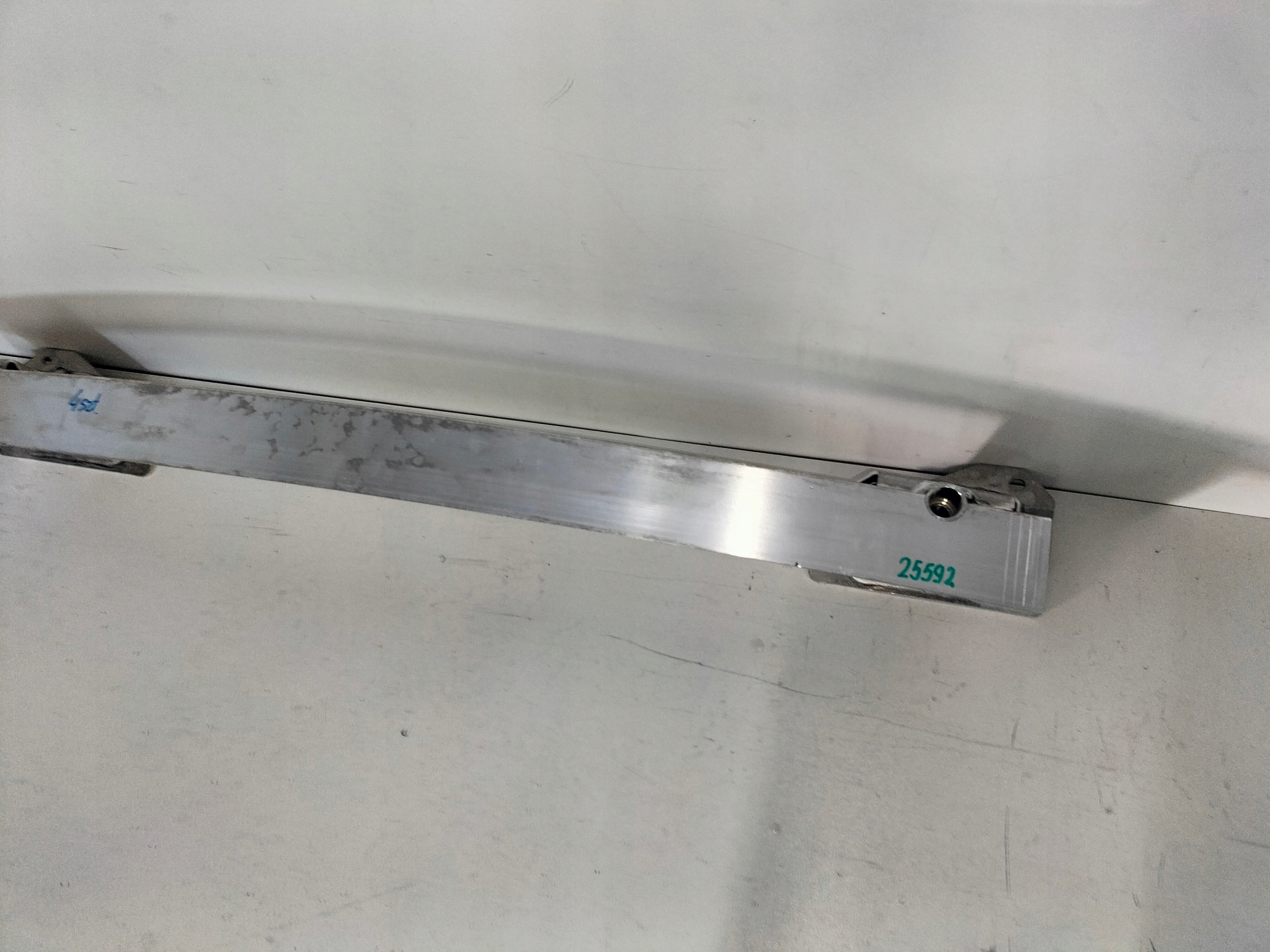 pillar sider rear part OPEL ZAFIRA C 11
