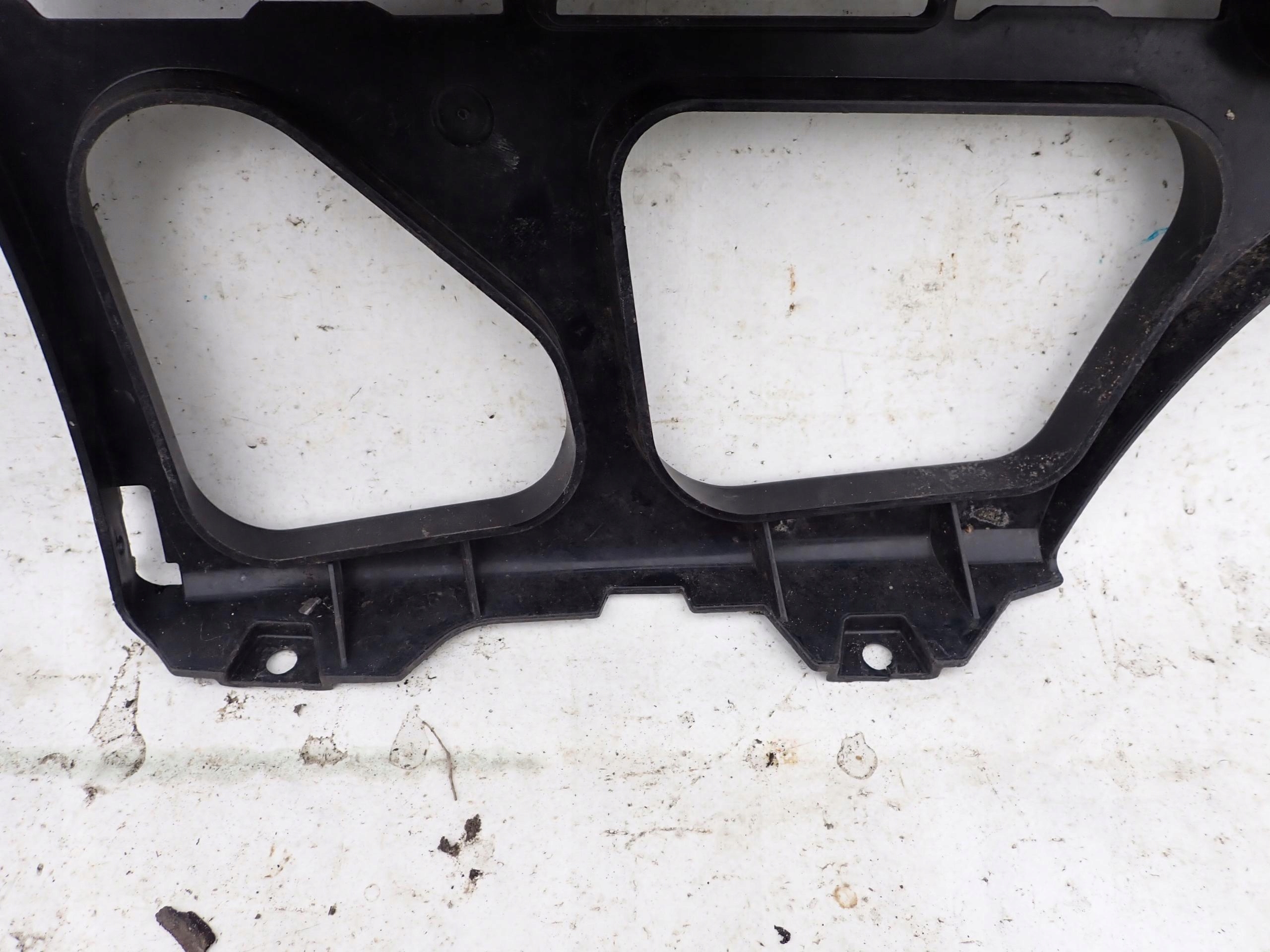 BMW 3 E91 04- support holder right rear part rear.