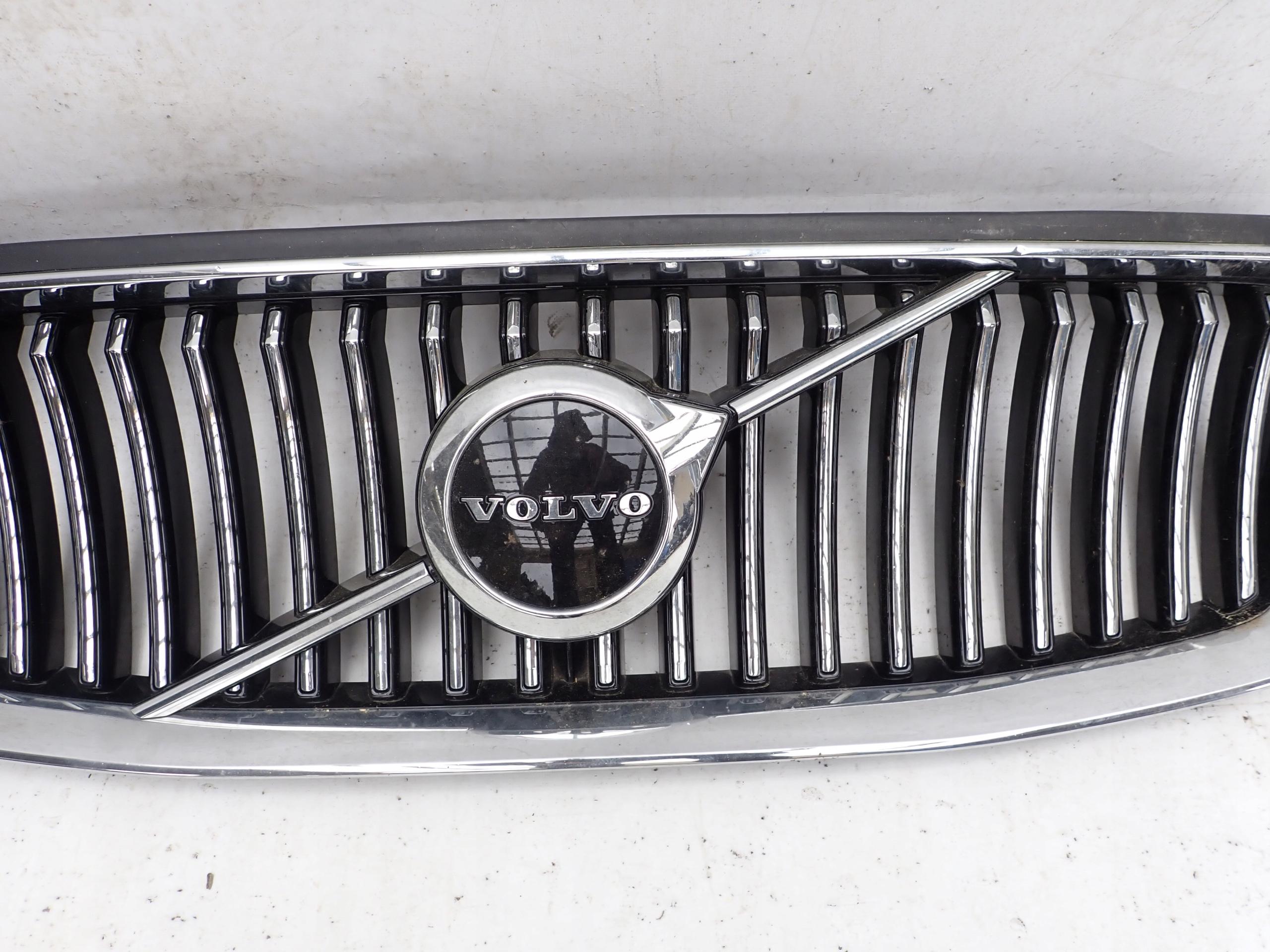 VOLVO XC90 II LIFT 19- grill grille radiator