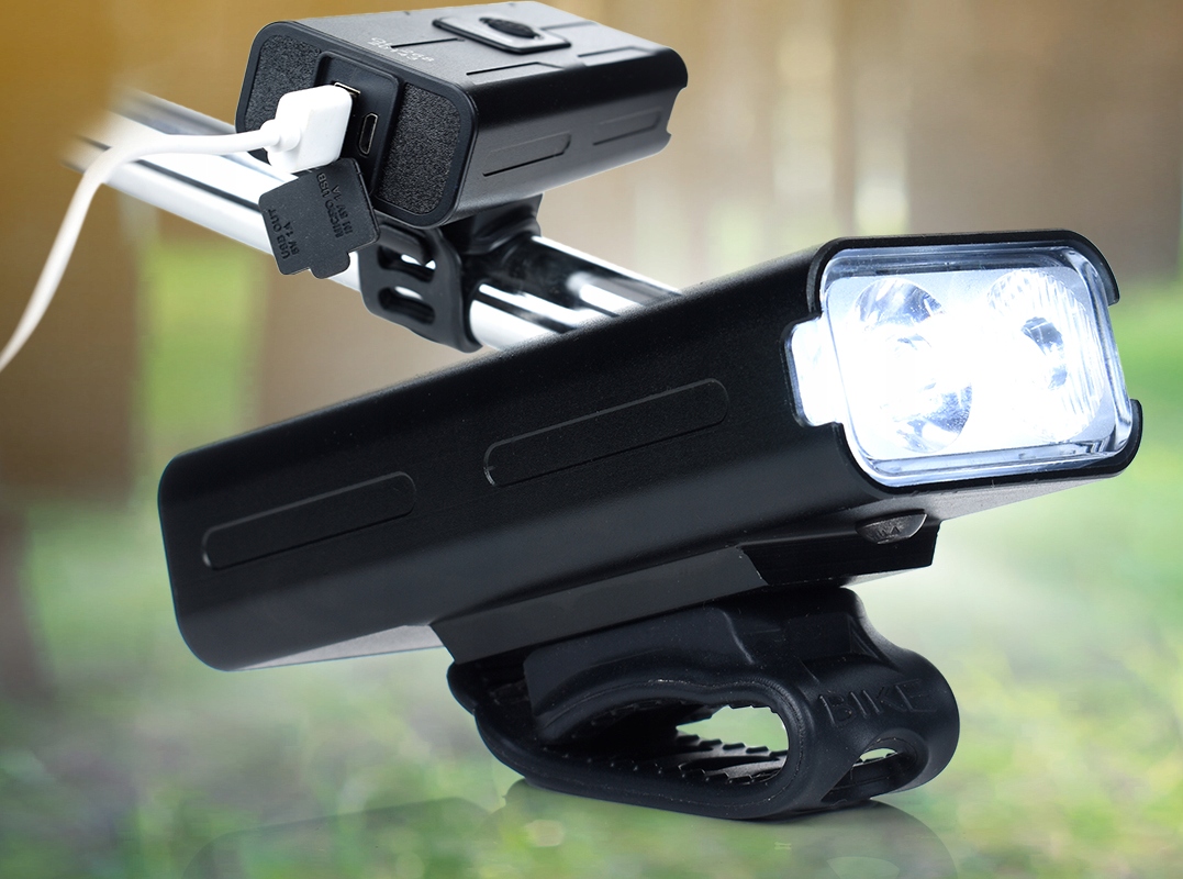 WODOODPORNA LATARKA ROWEROWA WBUDOWANY POWERBANK Zasilanie akumulatorowe