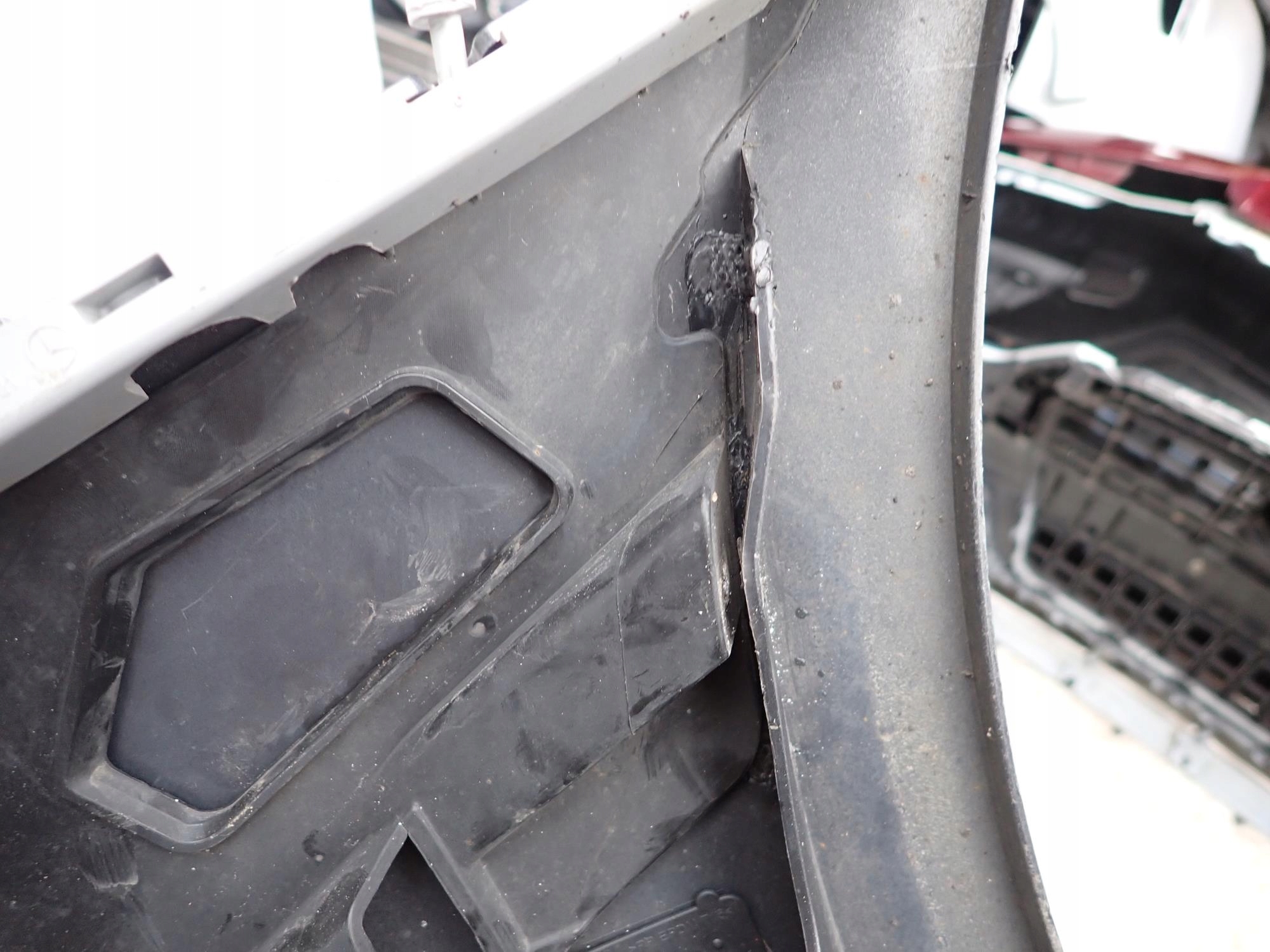 MERCEDES E-KLASA W213 16-20 bumper front front PDC
