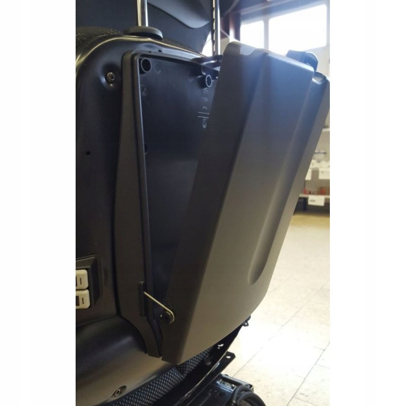 Kieszeń pudełko na dokumenty fotela Grammer Producent części Grammer