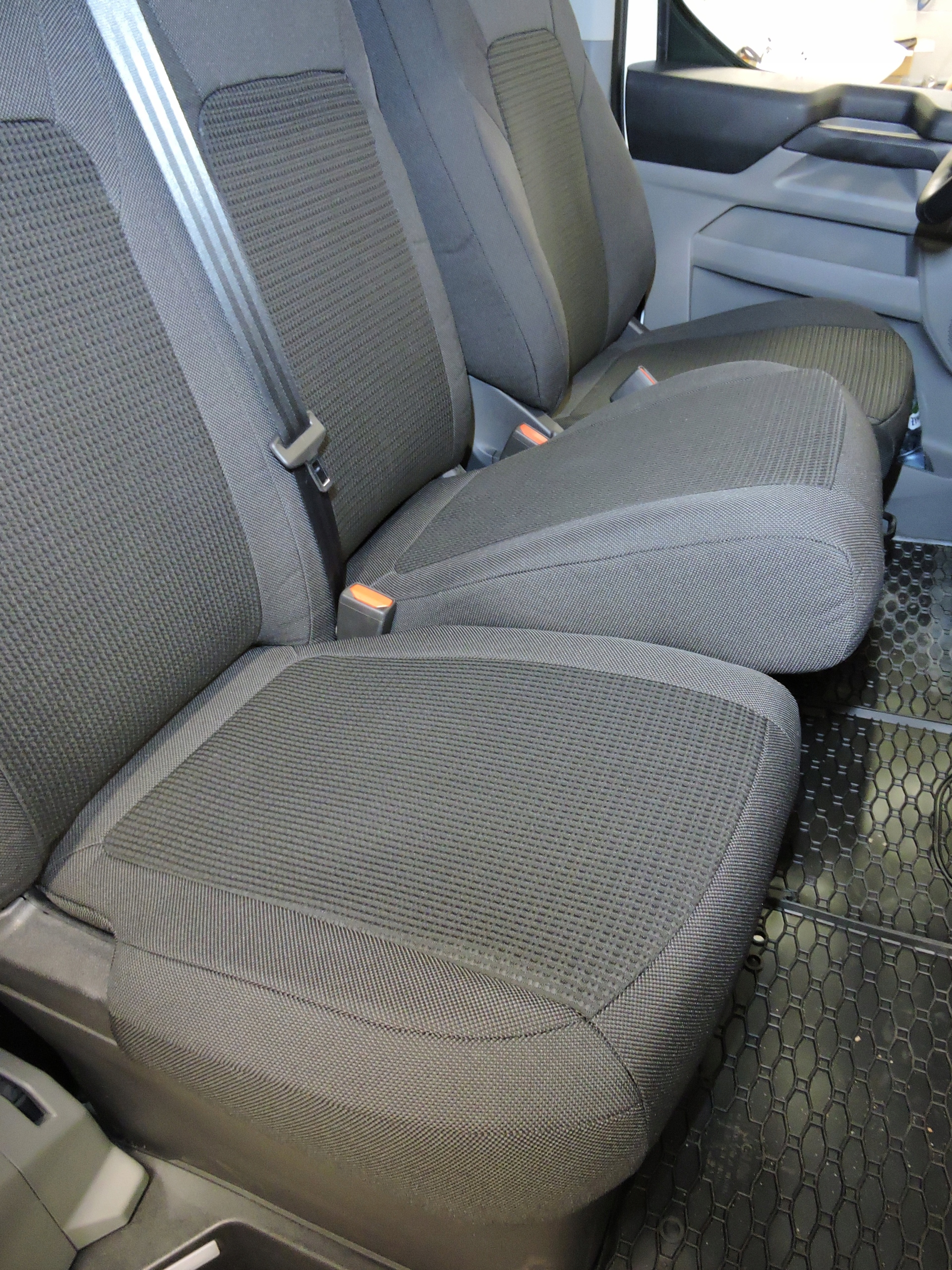 Pokrowce z tkanin Ford Transit Custom Mk2 3-osobowy Stan opakowania oryginalne