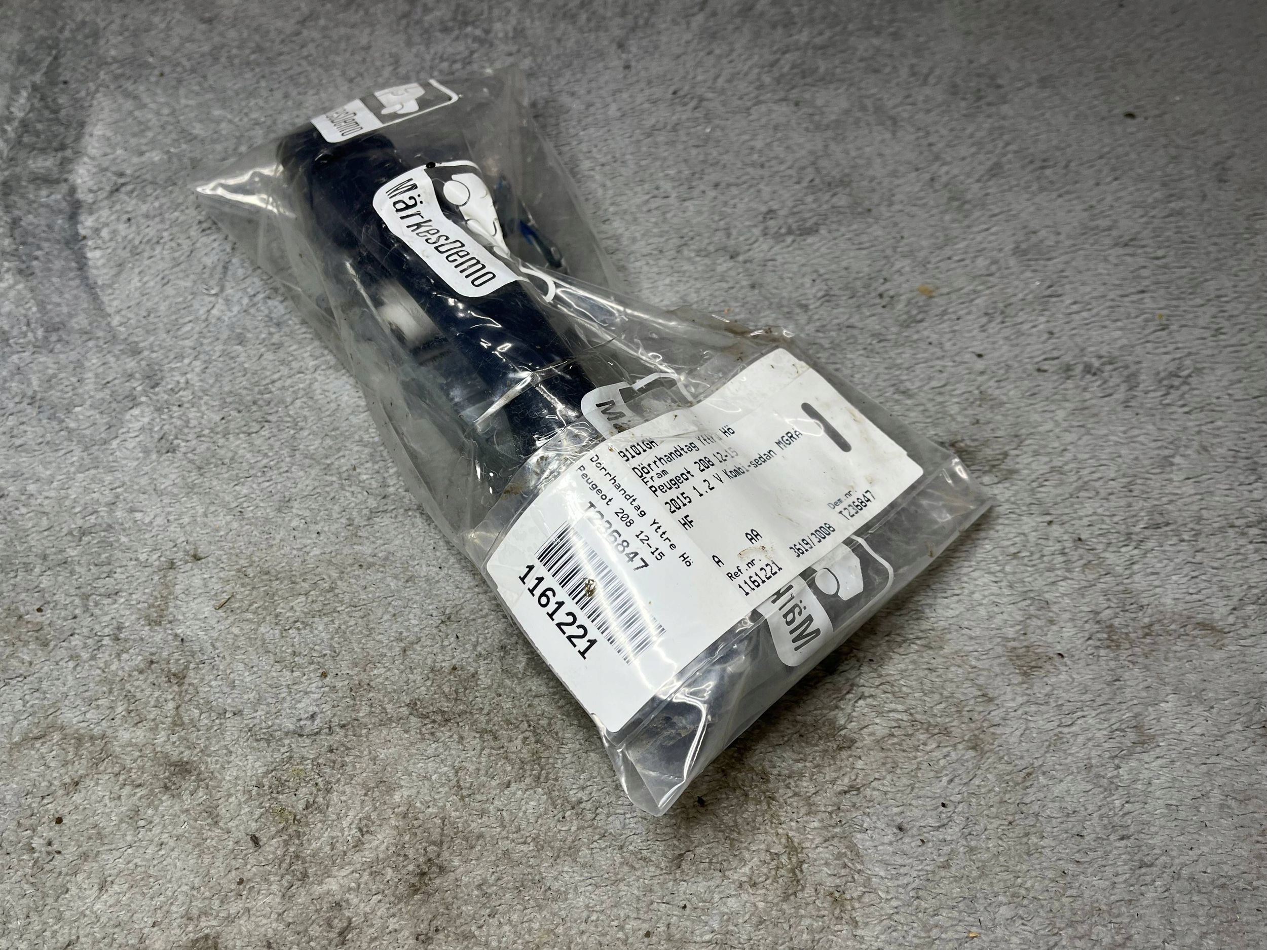 exterior handle door przednich front side left Peugeot 208 and 9101GH