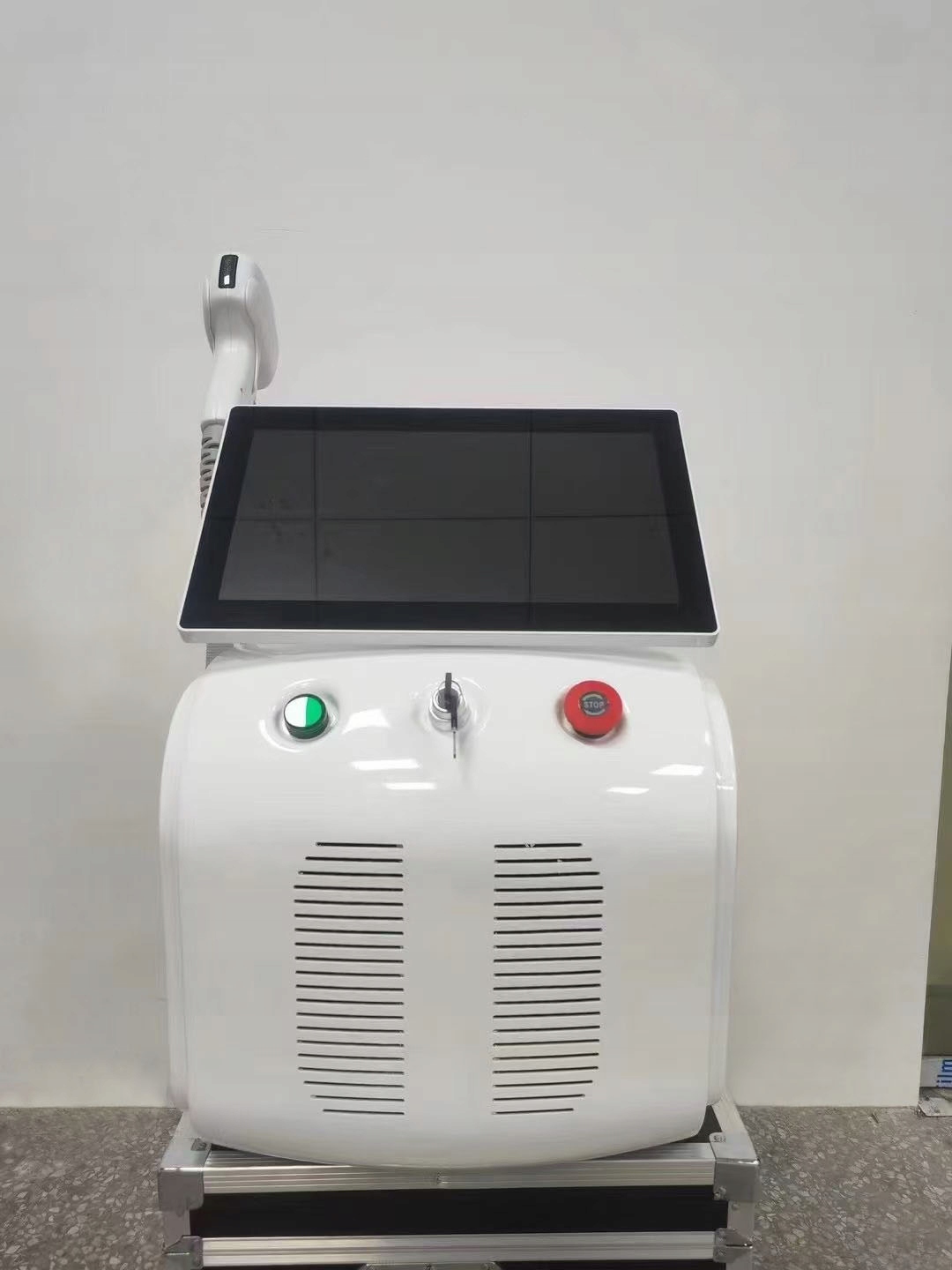 Diodový laser Almasar Pi III m 755 808 1064 nm laser Nd-Yag Pikosekundový