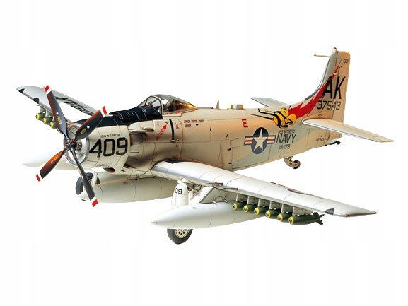 Douglas A-1H Skyraider 1:48 Tamiya 61058