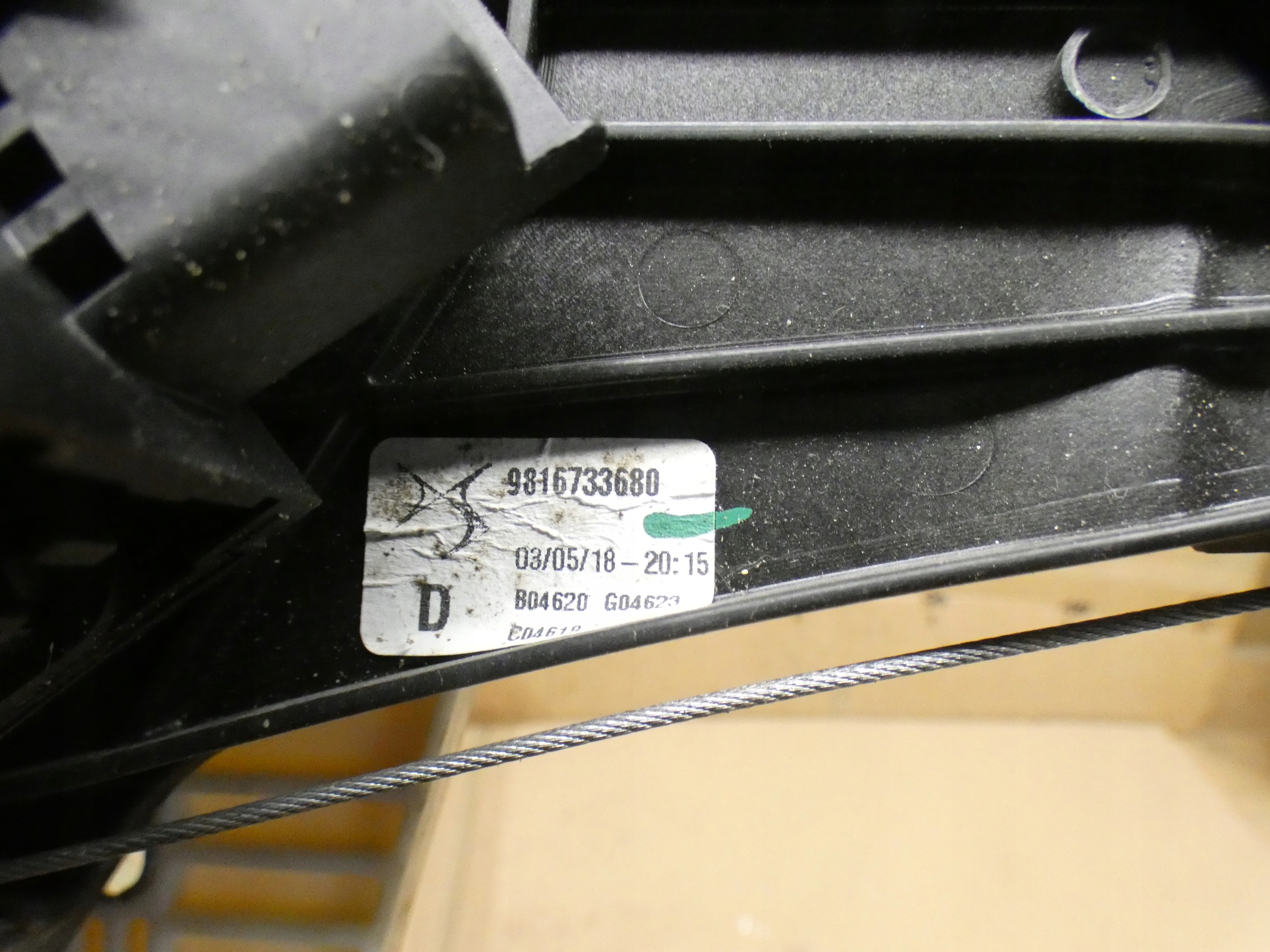 CITROEN DS7 lift mechanism mini motor windows right rear part
